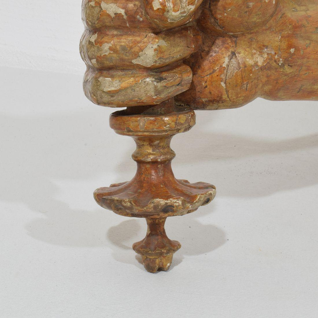 French 17th century Baroque Carved Gildwood Arm Wall Sconce Candle Holder For Sale 12