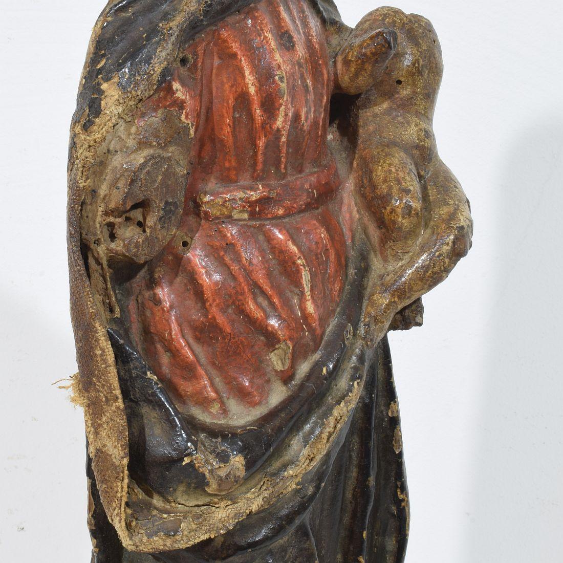 French 17th Century Baroque Wooden Madonna with Child For Sale 10