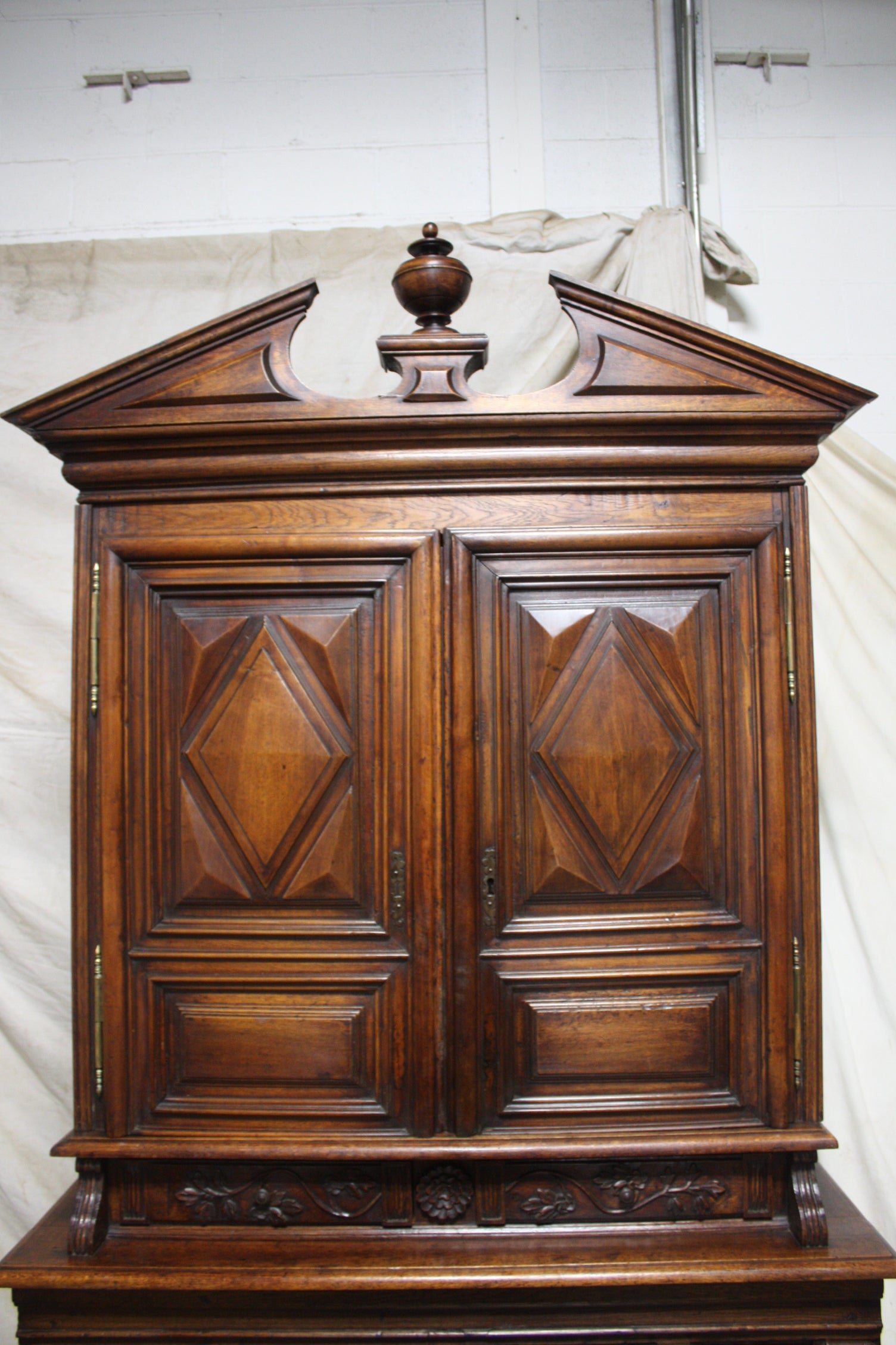 French 17th Century Cabinet In Good Condition For Sale In Stockbridge, GA