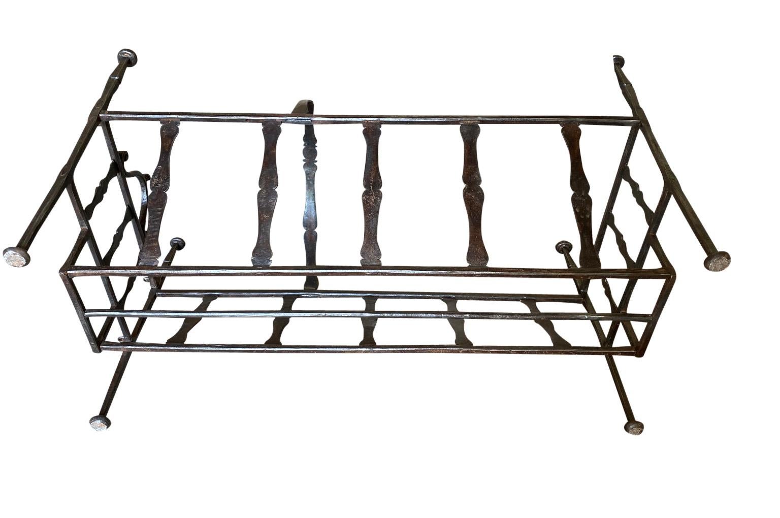 French 17th Century Cradle For Sale 6