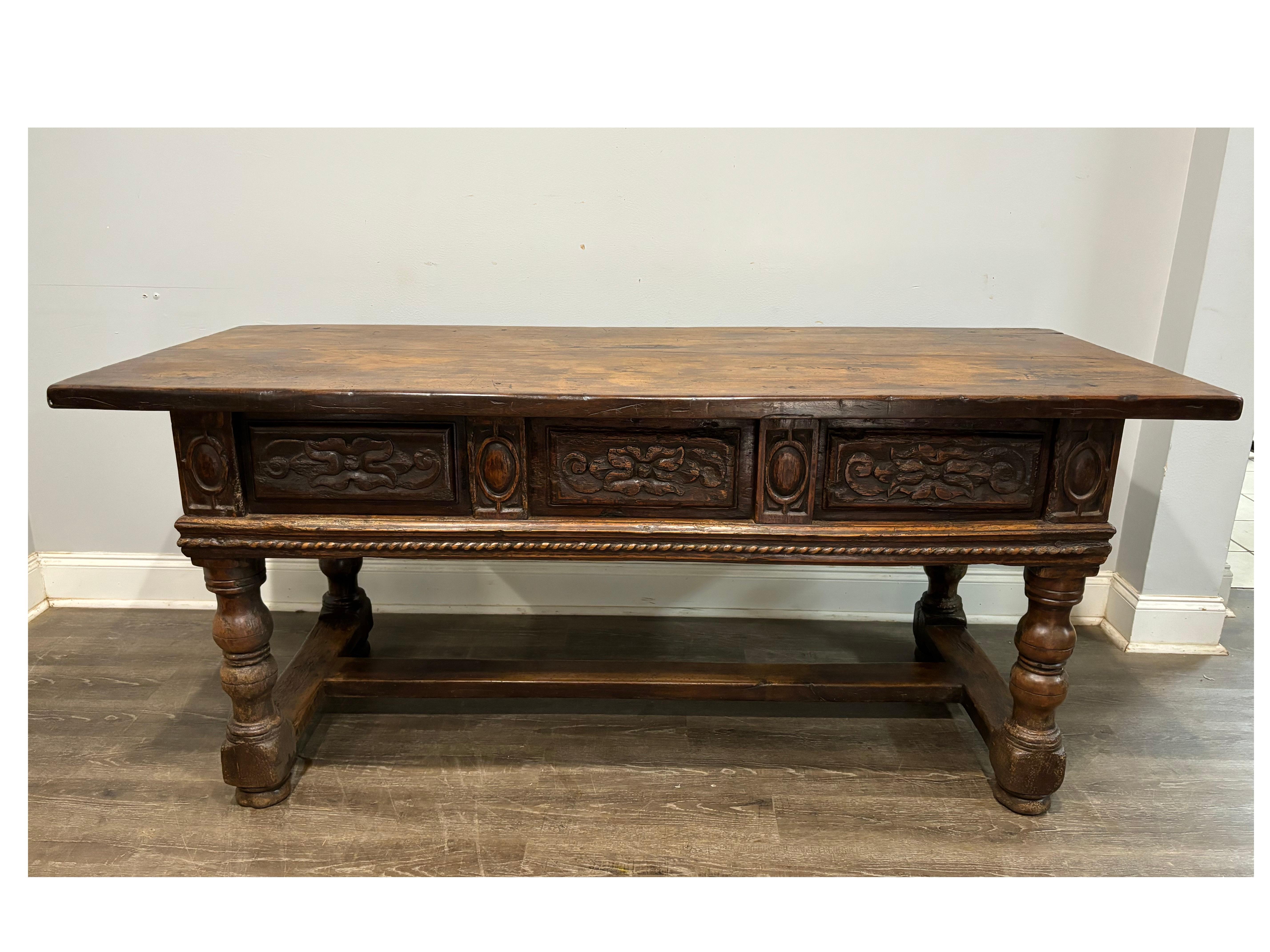 French 17th Century Desk For Sale 9