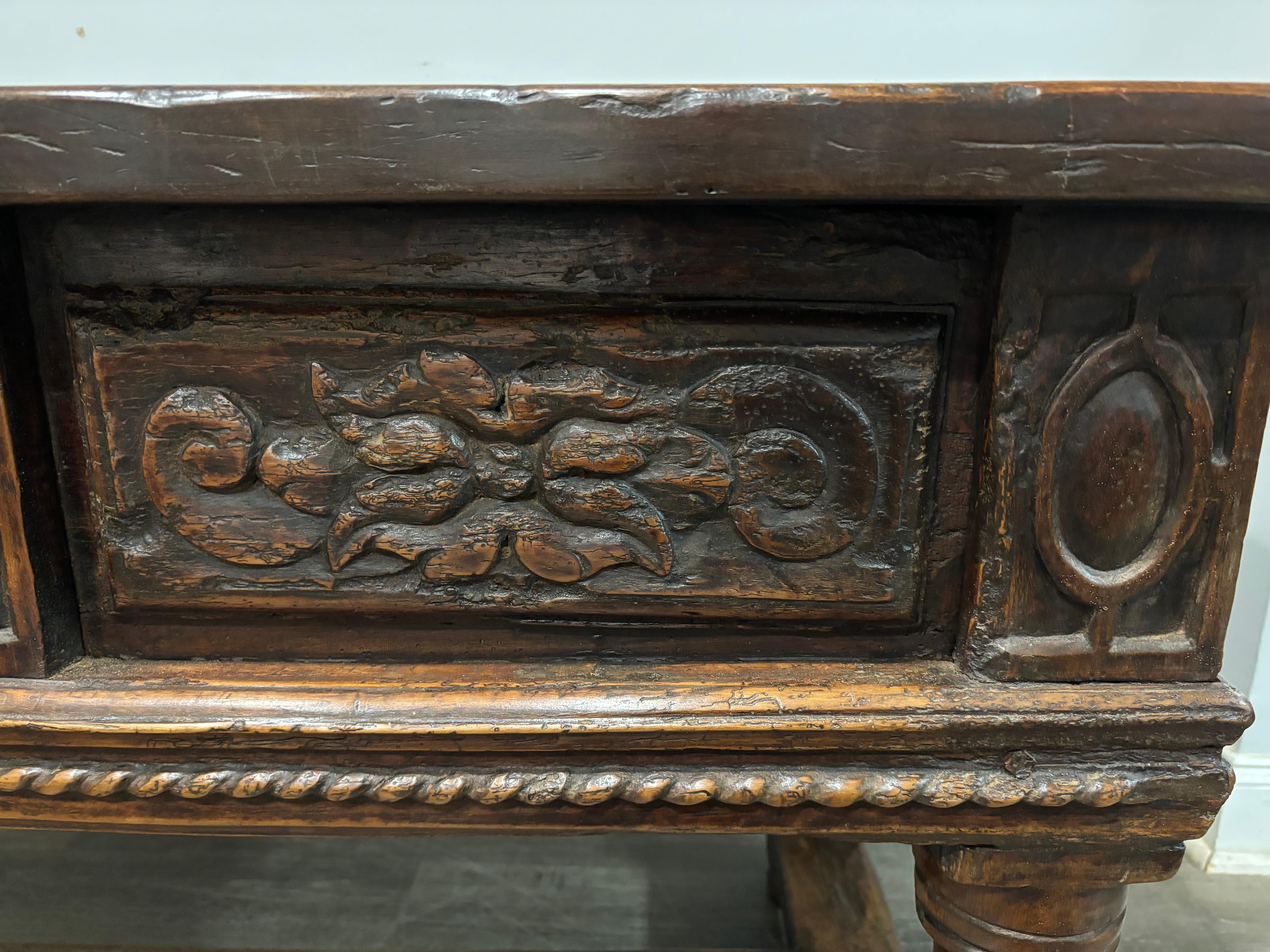 French 17th Century Desk For Sale 12