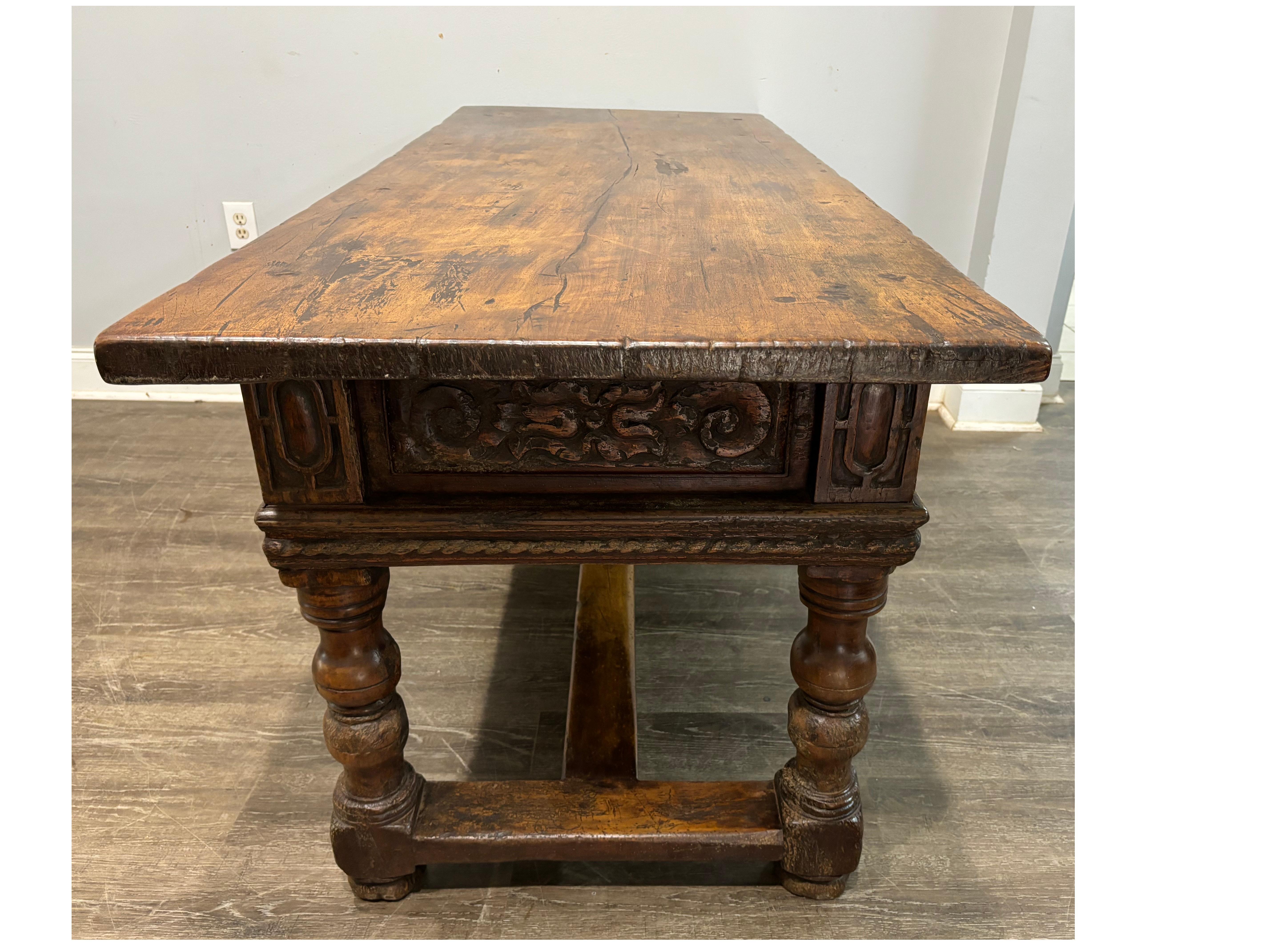 French 17th Century Desk For Sale 14