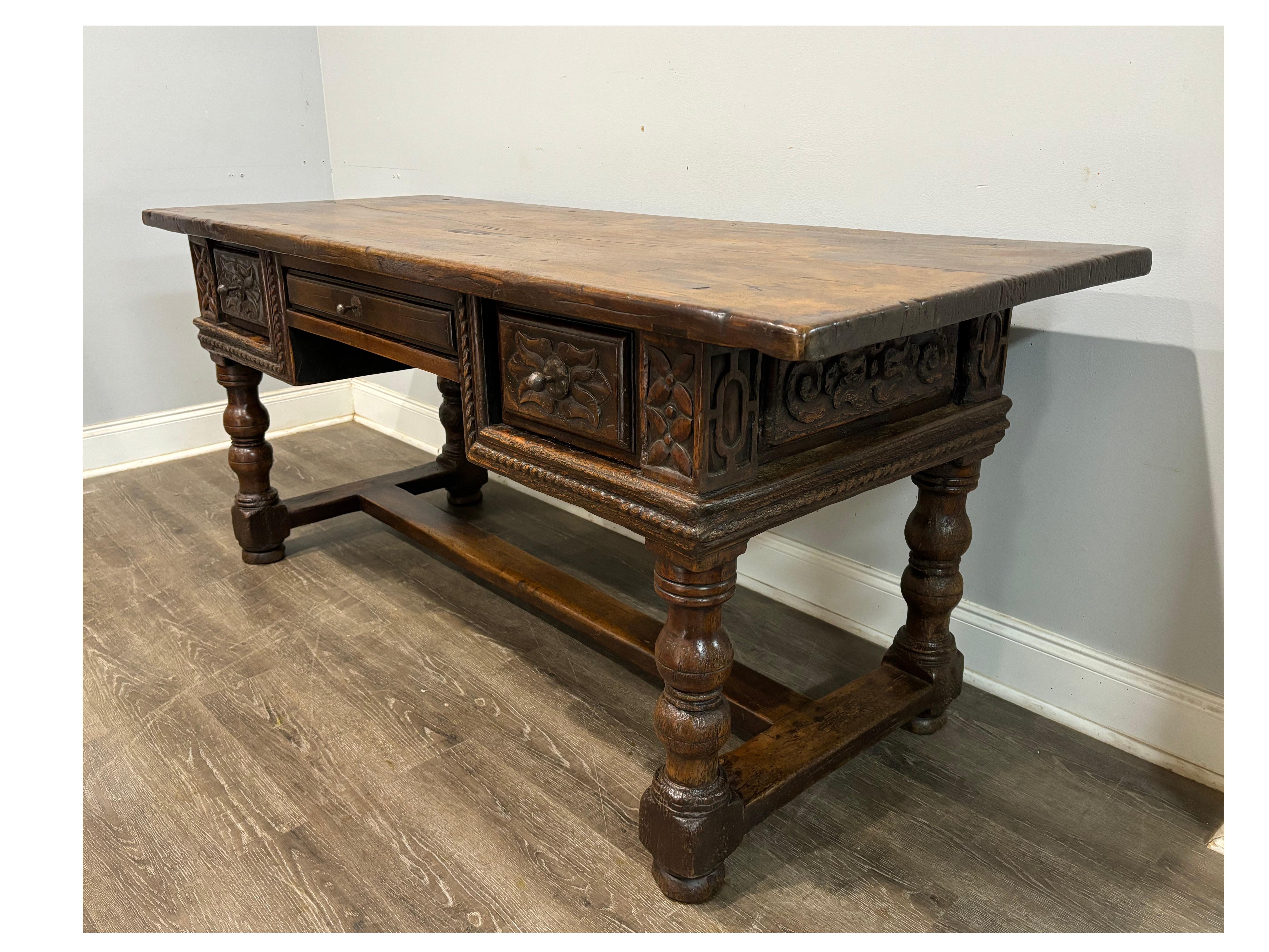 French 17th Century Desk For Sale 2