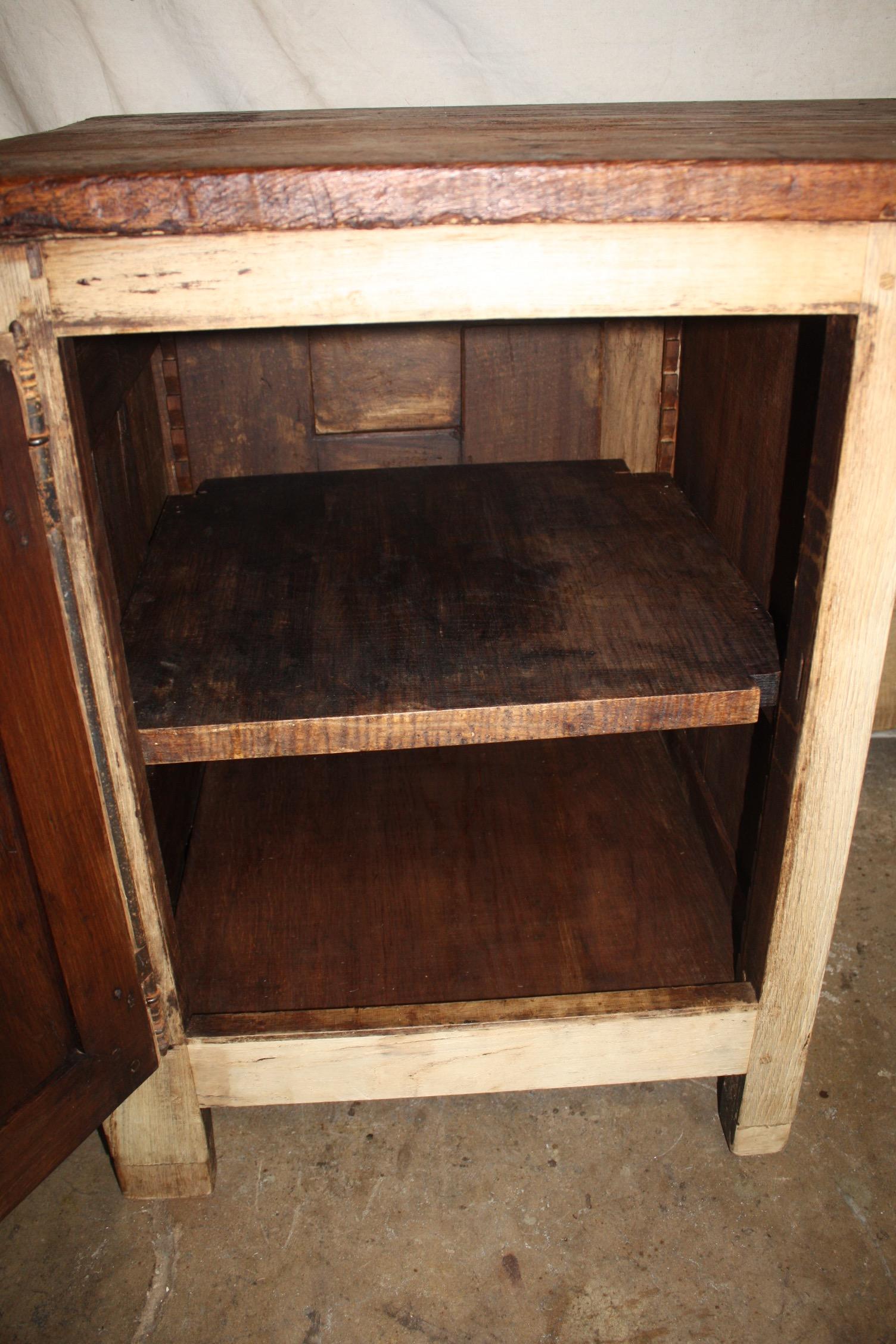 French 17th Century Desk For Sale 3