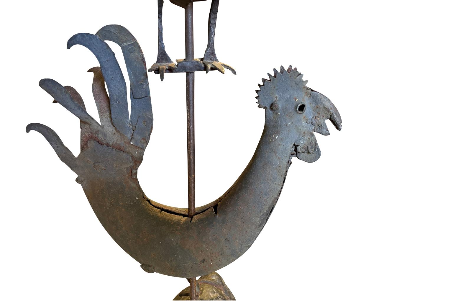 Fer Double Coq - Sculpture française du 17ème siècle en vente