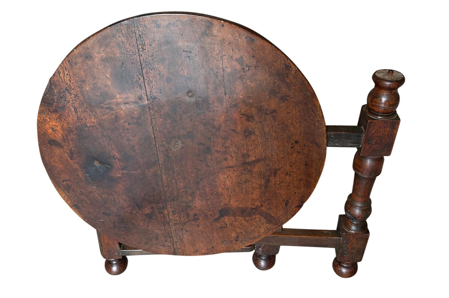 Table d'appoint laiterie française du 17ème siècle en vente 9