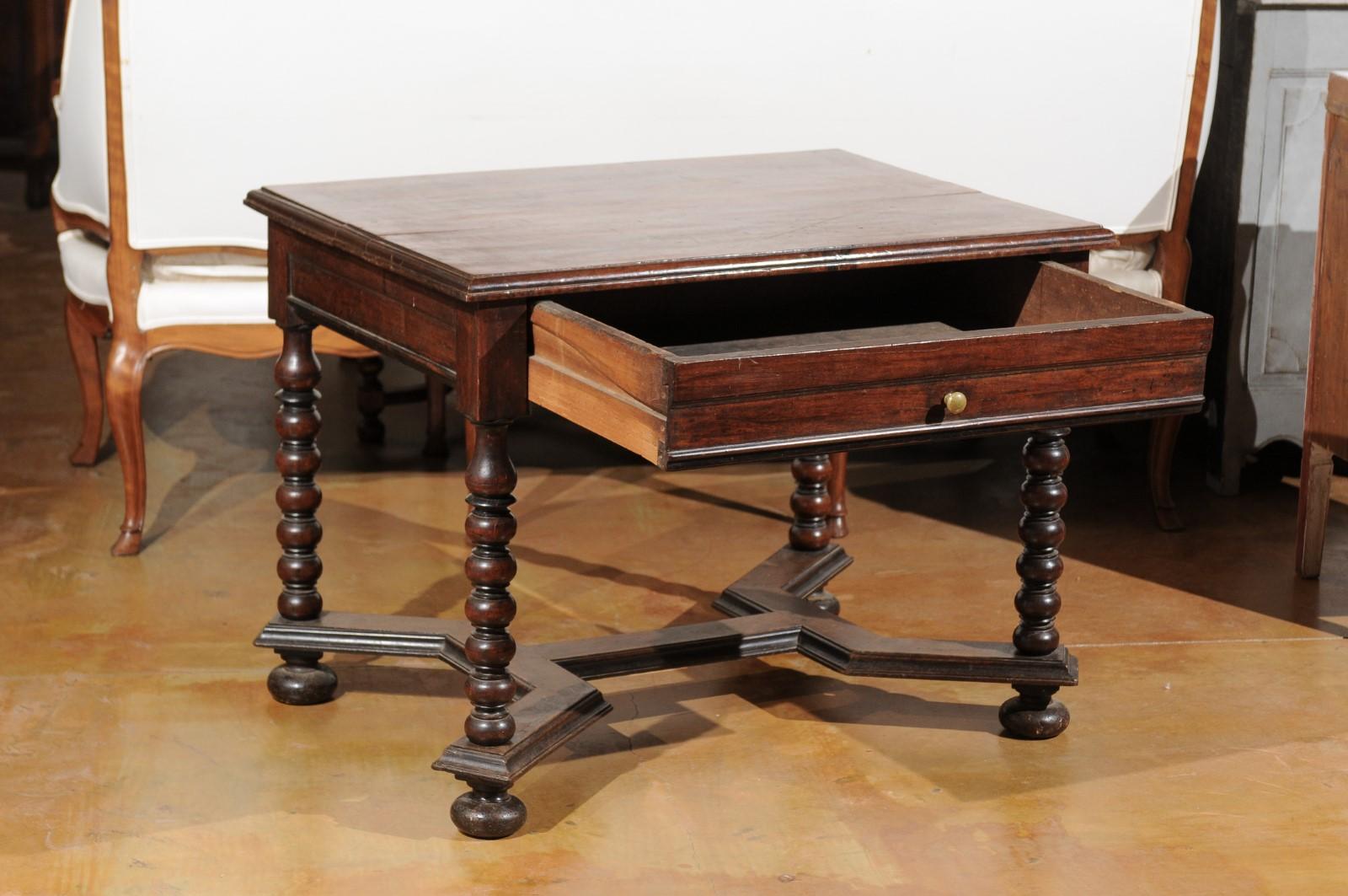 French 17th Century Louis XIII Walnut Side Table with Bobbin Legs and Stretcher In Good Condition For Sale In Atlanta, GA
