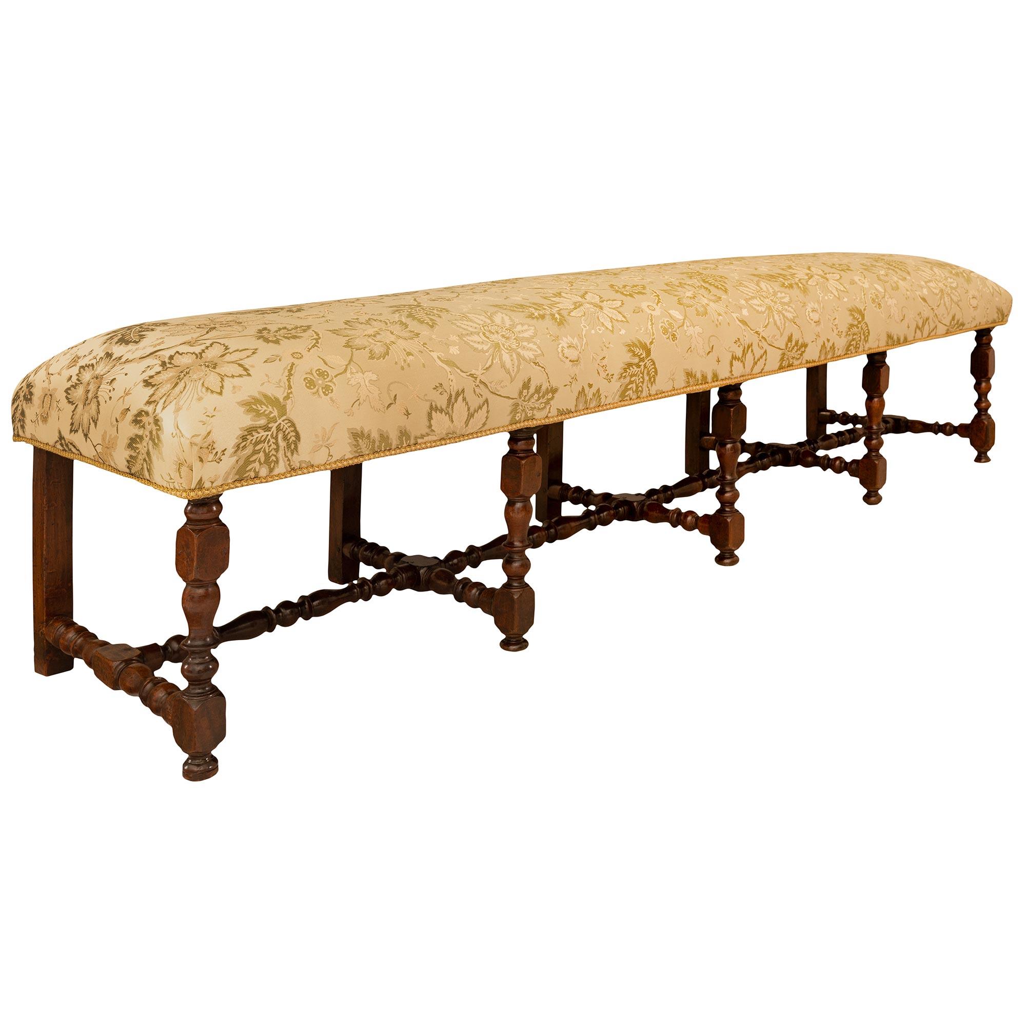 18th Century and Earlier French 17th Century Louis XIV St. Walnut Bench For Sale