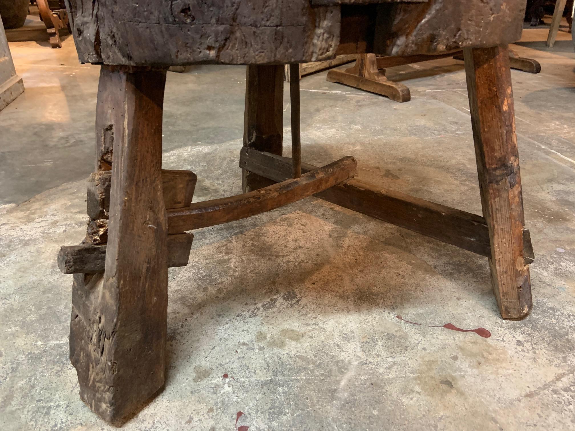 French 17th Century Moulin, Grain Grinding Billot 4