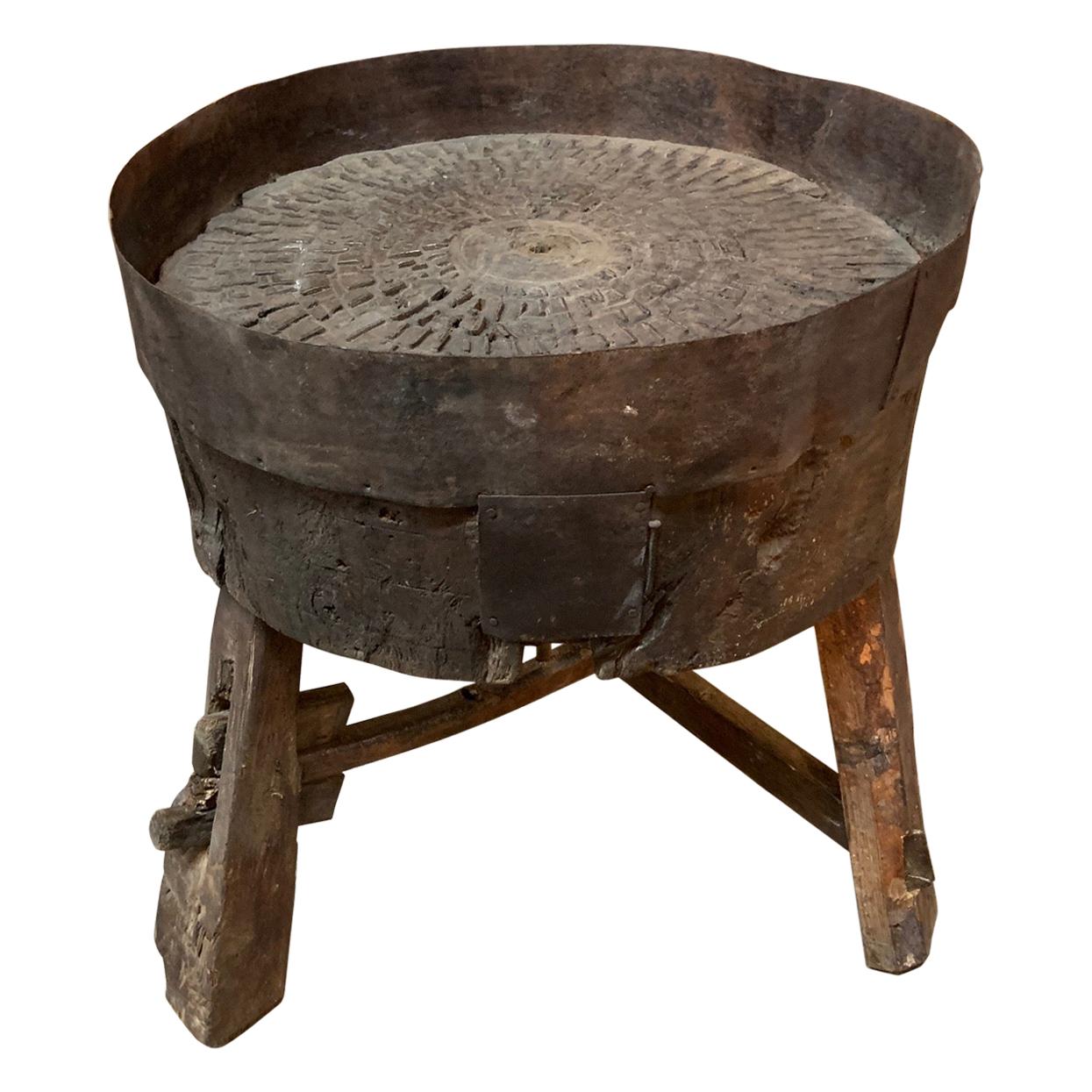 French 17th Century Moulin, Grain Grinding Billot For Sale