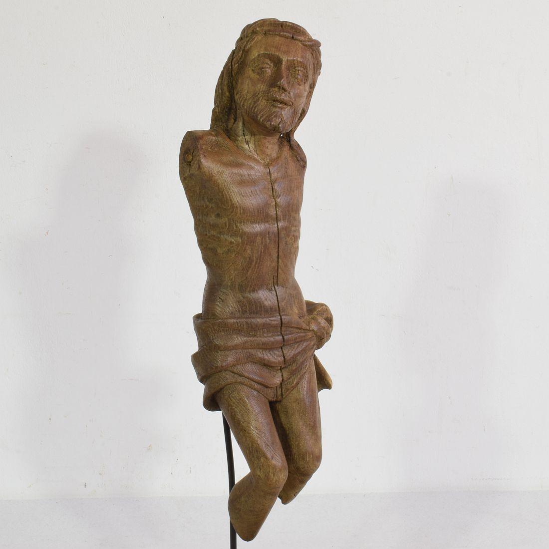 French 17th Century  Weathered Carved Oak Christ Fragment For Sale 4