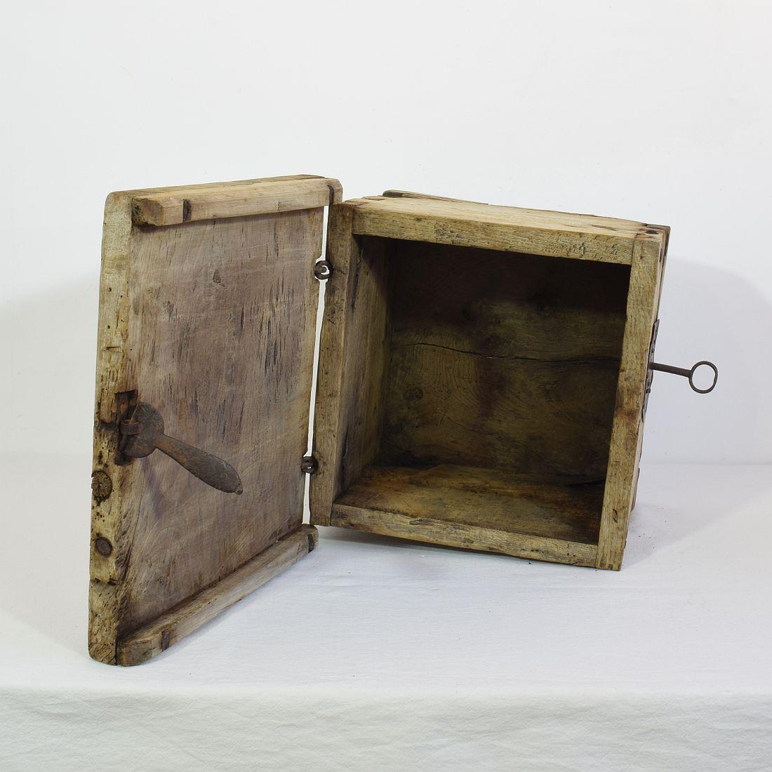 French 17th Century Weathered Rustic Wooden Coffer/Box 5