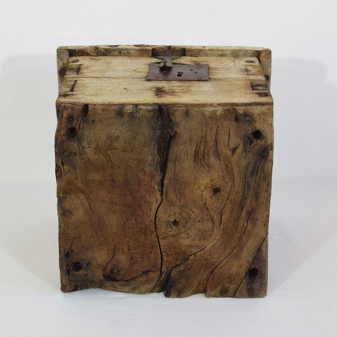 French 17th Century Weathered Rustic Wooden Coffer/Box 3