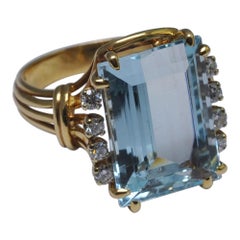 French 18 Carat Gold Aquamarine Diamond Ring