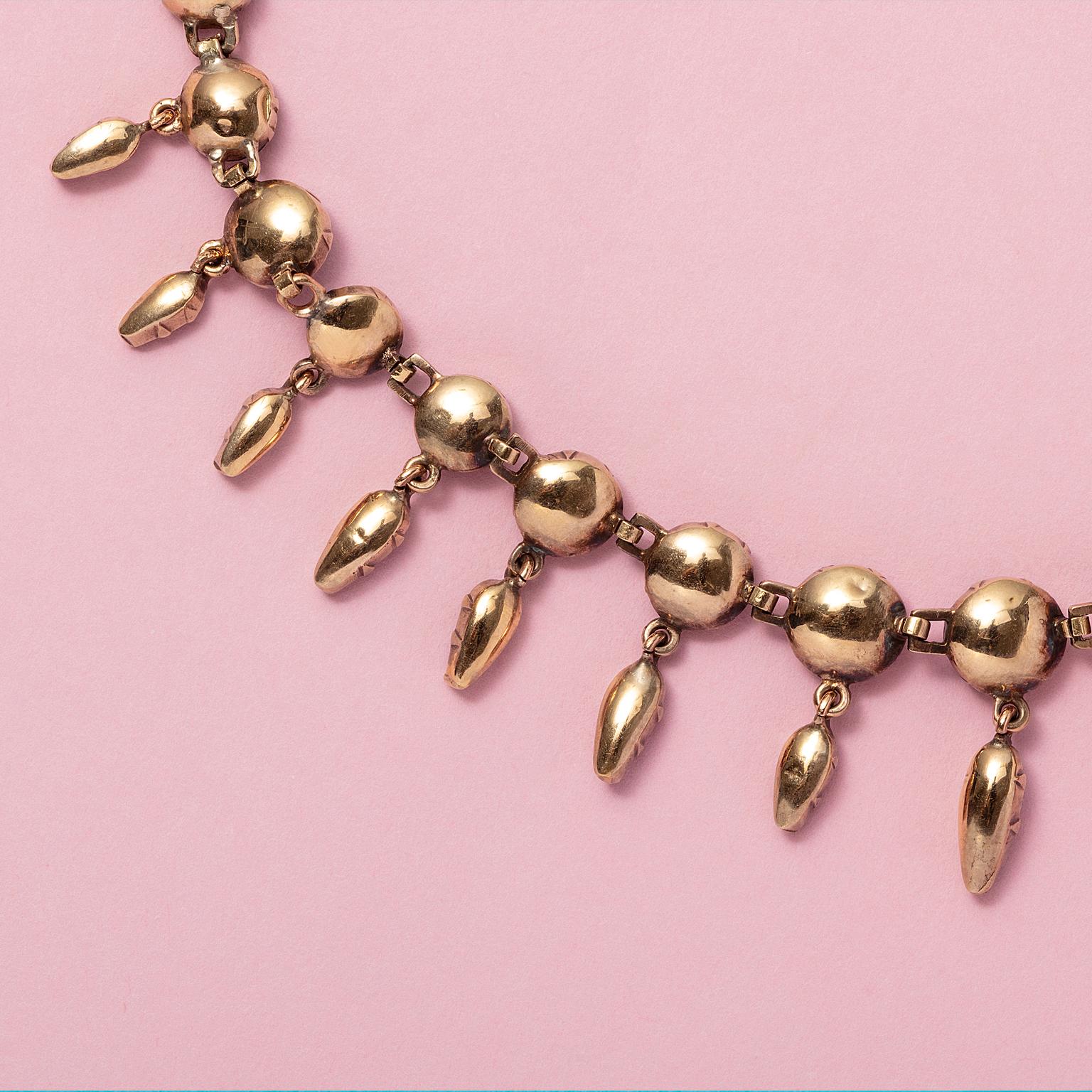 Französische Halskette aus 18 Karat Gold mit Granat (Art nouveau) im Angebot