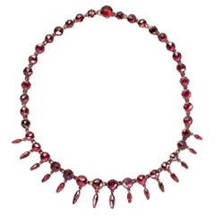 Antique French 18 Carat Gold necklace with Garnet