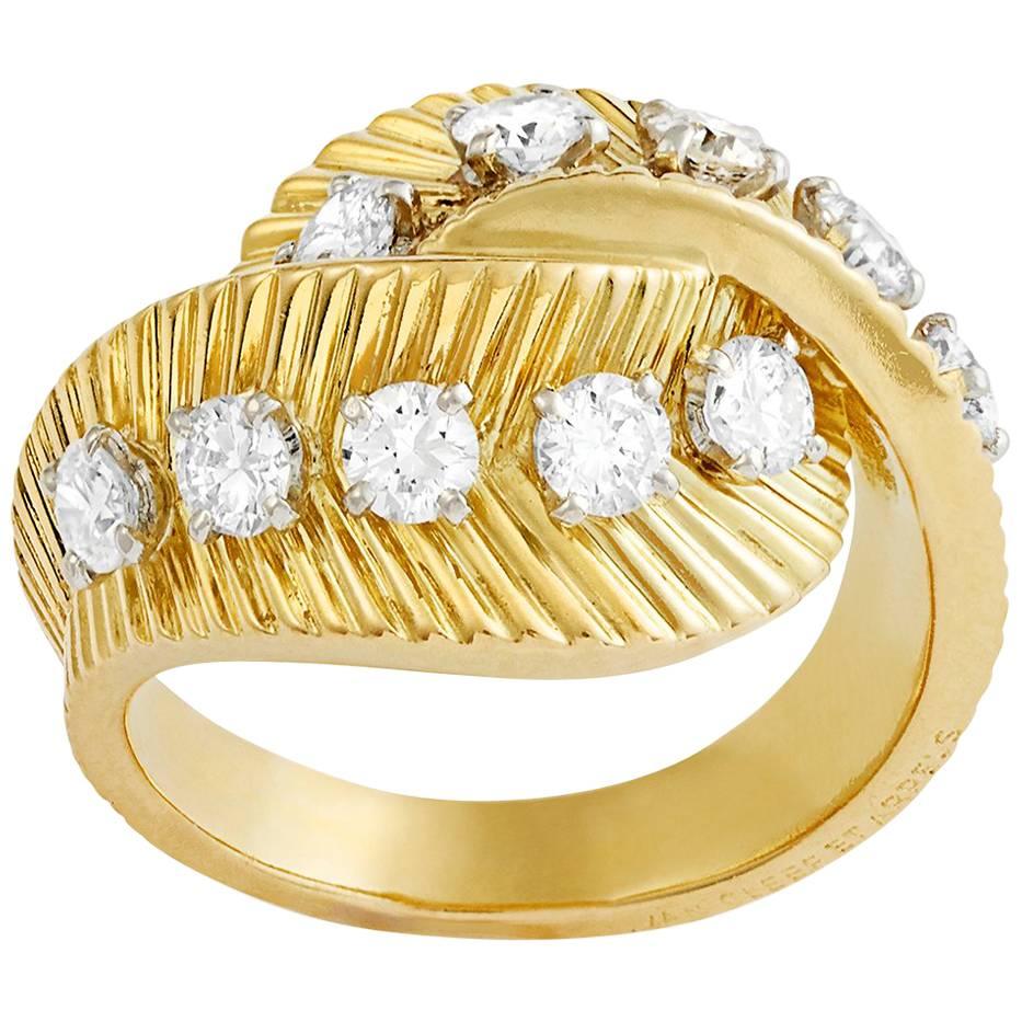 French 18 Carat Yellow Gold and Diamond Ring by Van Cleef & Arpels For Sale