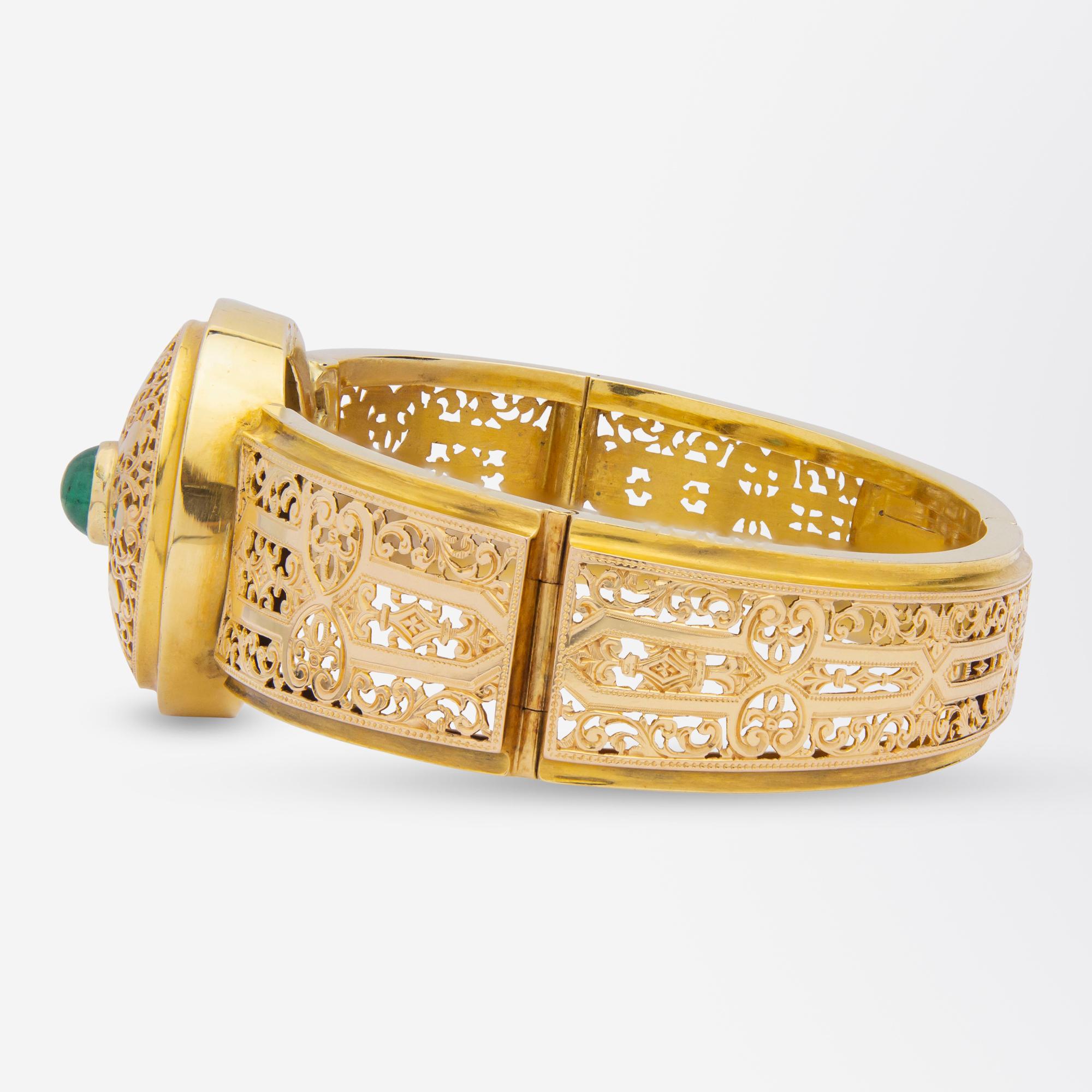 Women's French 18 Karat Gold and Cabochon Emerald Bangle