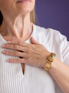 French, 18 Karat Gold and Cabochon Emerald Hinged Bangle