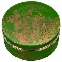 French 18-Karat Gold-Mounted and Japanese Lacquer Snuff Box, circa 1780