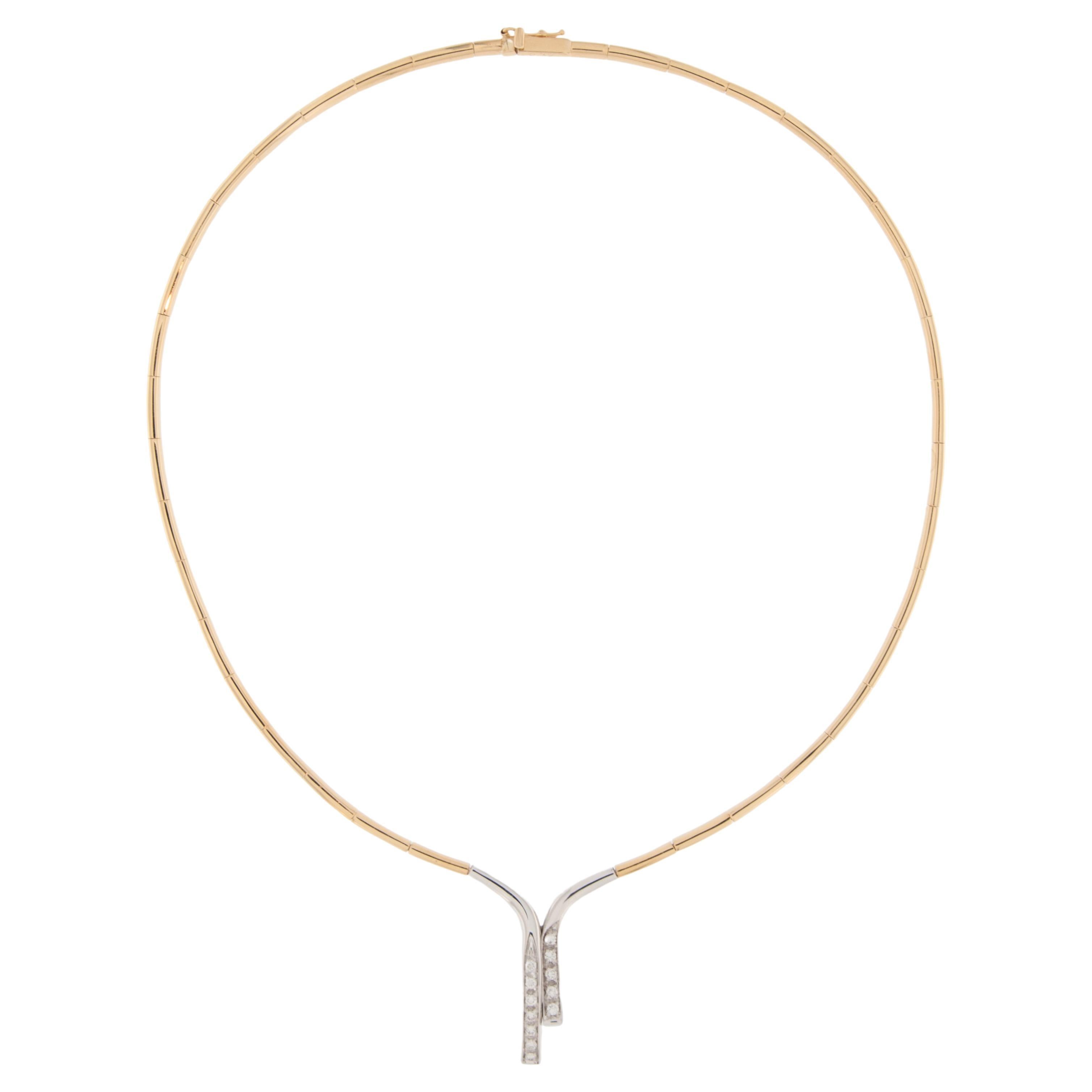 French 18 karat Gold Rigid Necklace with Diamonds For Sale