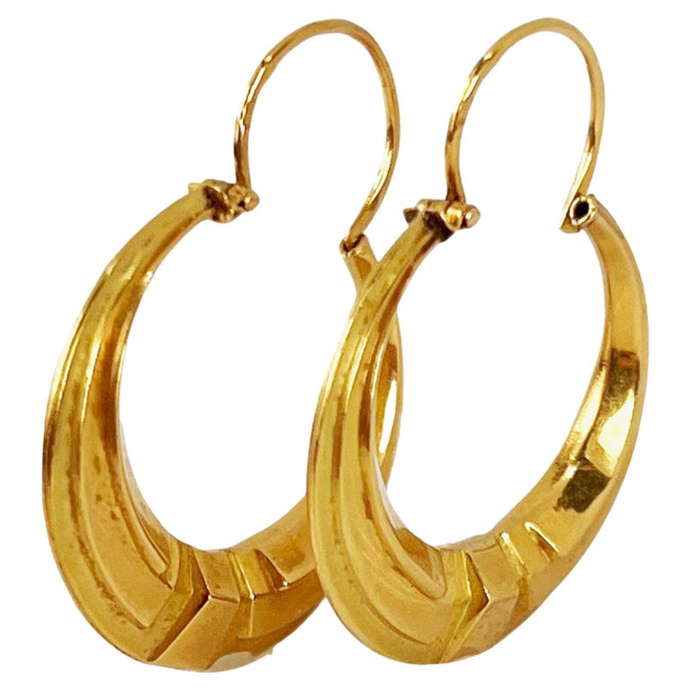 French 18 Karat Yellow Gold Creole Hoop Earrings For Sale at 1stDibs