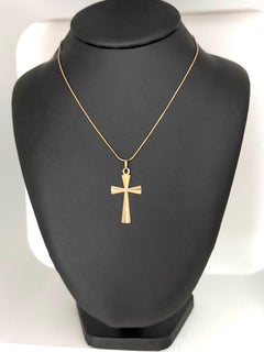 French 18 karat Yellow Gold Cross