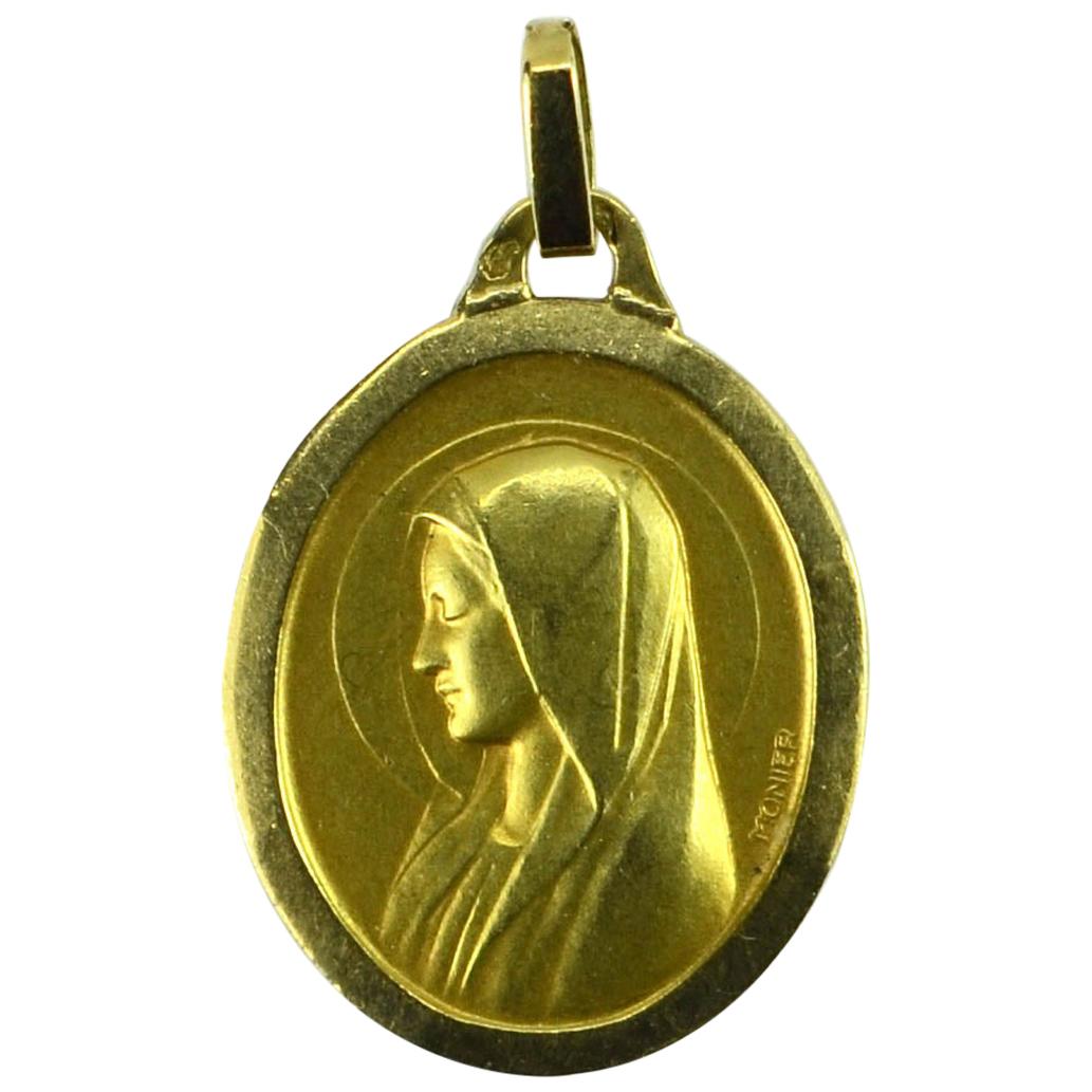 French 18 Karat Yellow Gold Monier Virgin Mary Oval Charm Pendant Medal