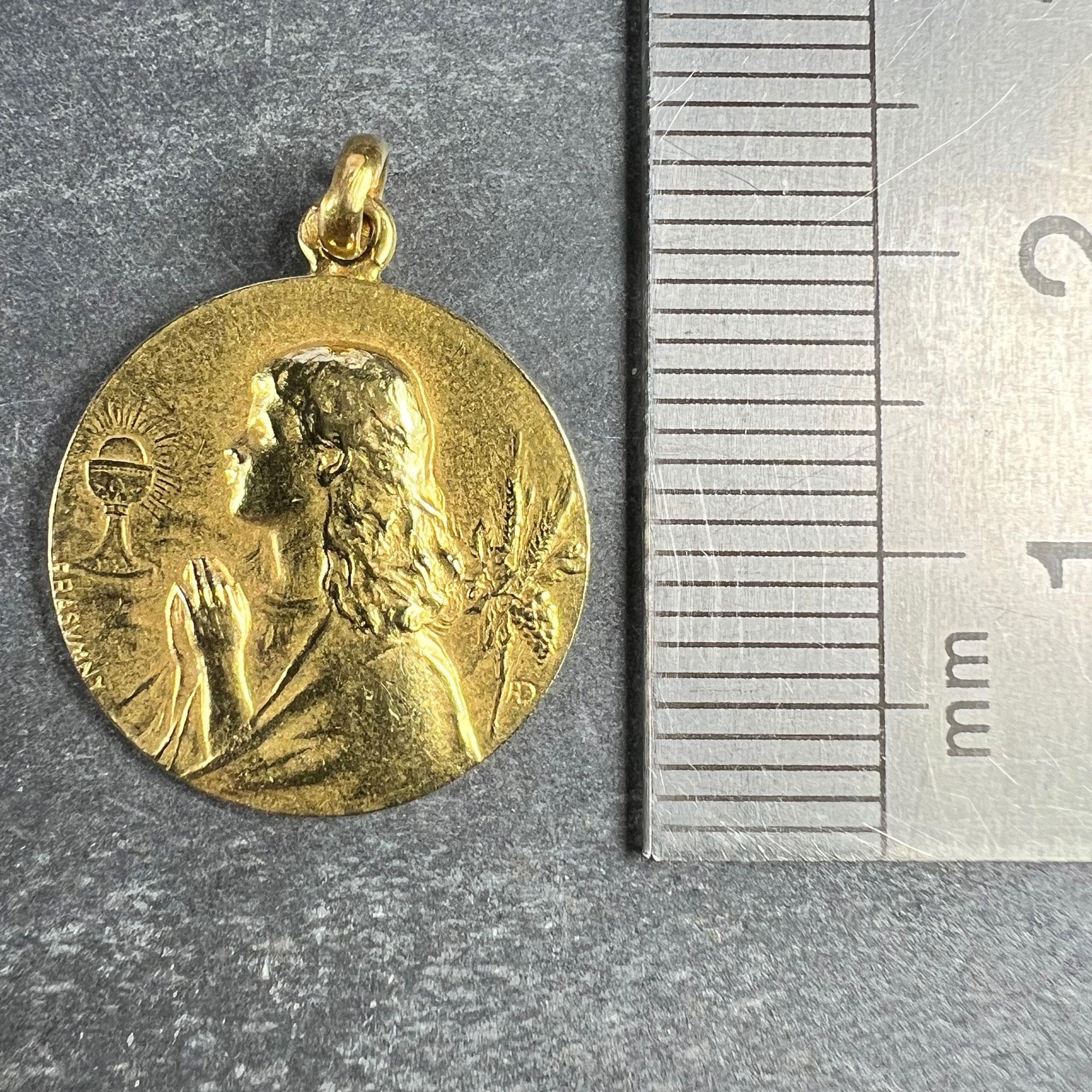 French 18 Karat Yellow Gold Rasumny Wine and Wheat Harvest Charm Pendant For Sale 1