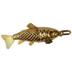 French 18 Karat Yellow Gold Red Ruby Large Articulated Fish Charm Pendant