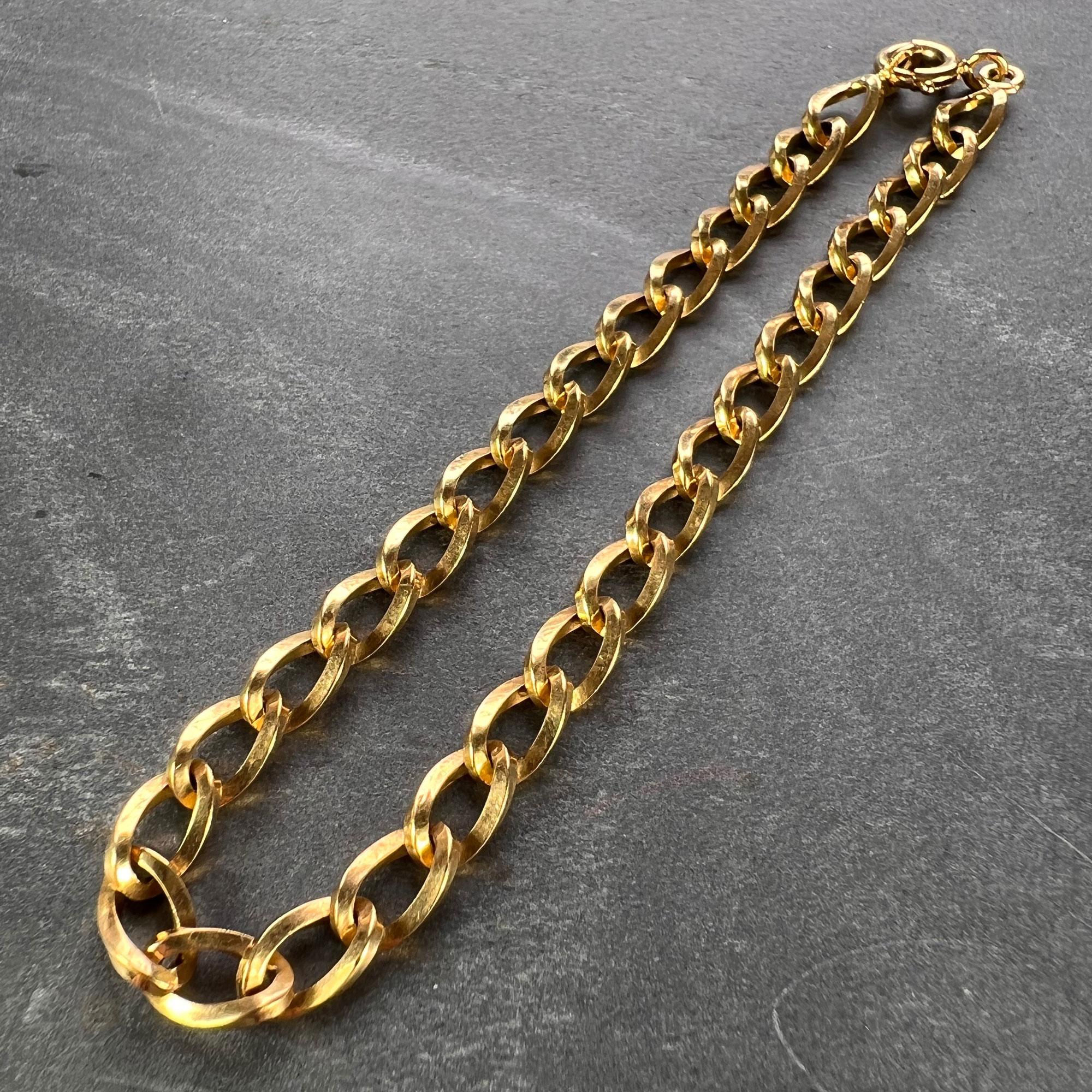 French 18 Karat Yellow Gold Twisted Curb Link Bracelet In Good Condition For Sale In London, GB