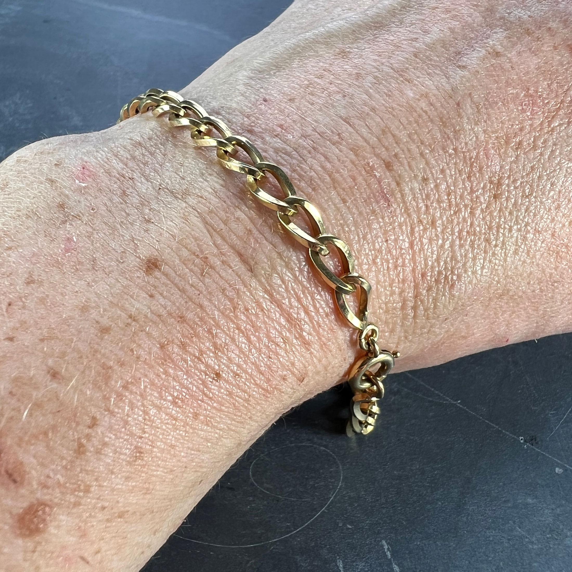 French 18 Karat Yellow Gold Twisted Curb Link Bracelet For Sale 1