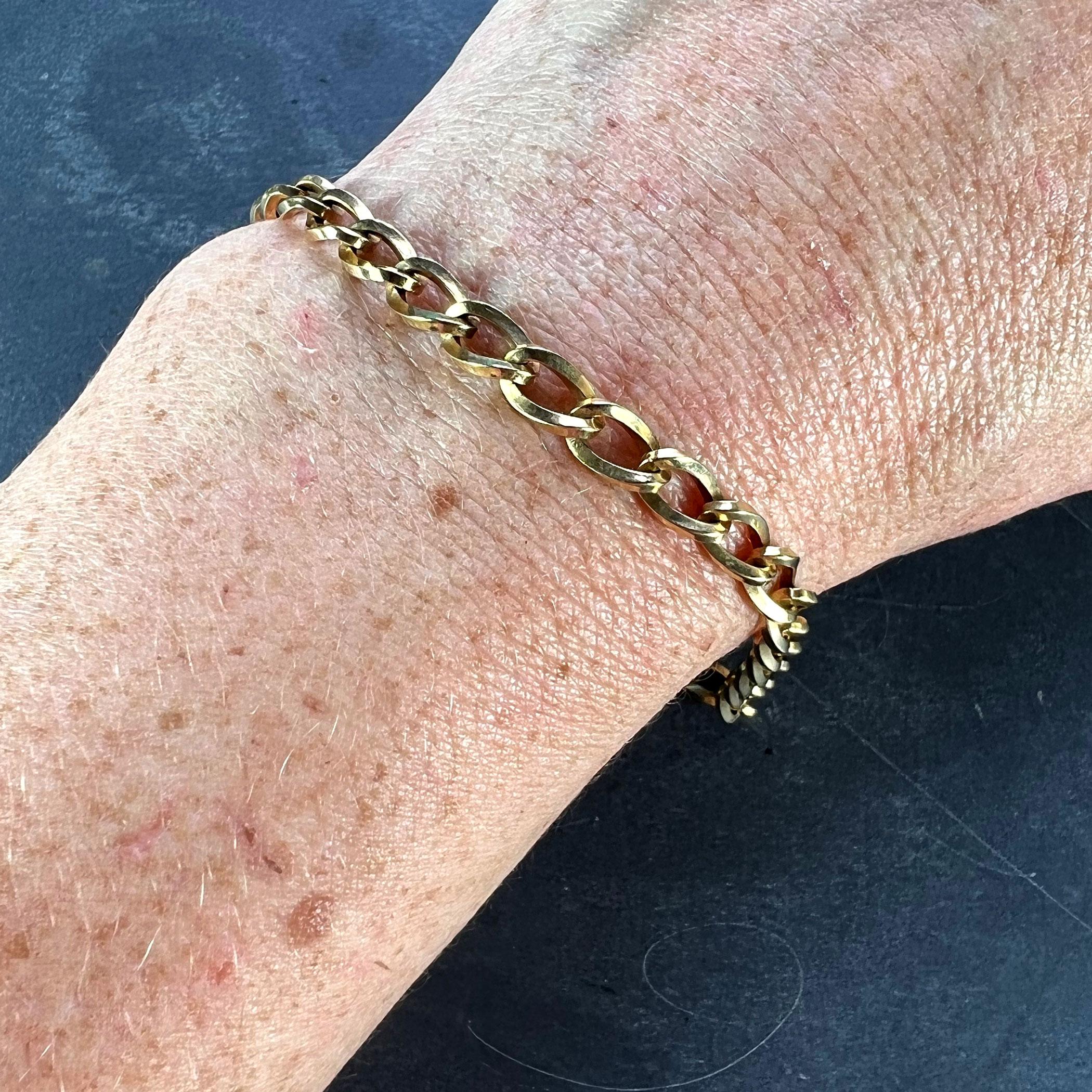 French 18 Karat Yellow Gold Twisted Curb Link Bracelet For Sale 3