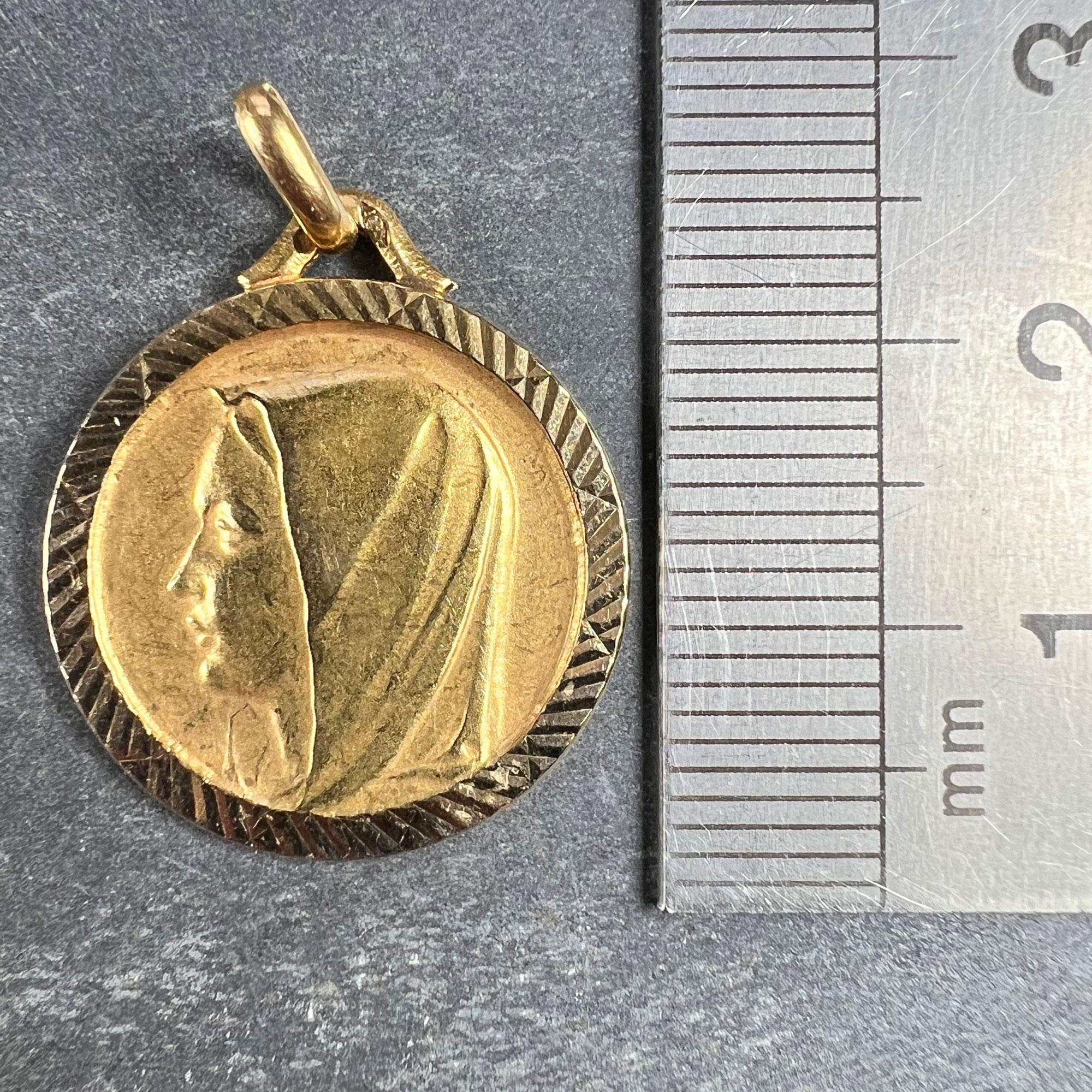 French 18 Karat Yellow Gold Virgin Mary Charm Pendant Medal For Sale 1