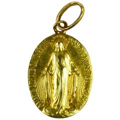 Vintage French 18 Karat Yellow Gold Virgin Mary Miraculous Medal Charm Pendant