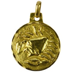 Vintage French 18 Karat Yellow Gold Zodiac Cancer Charm Pendant