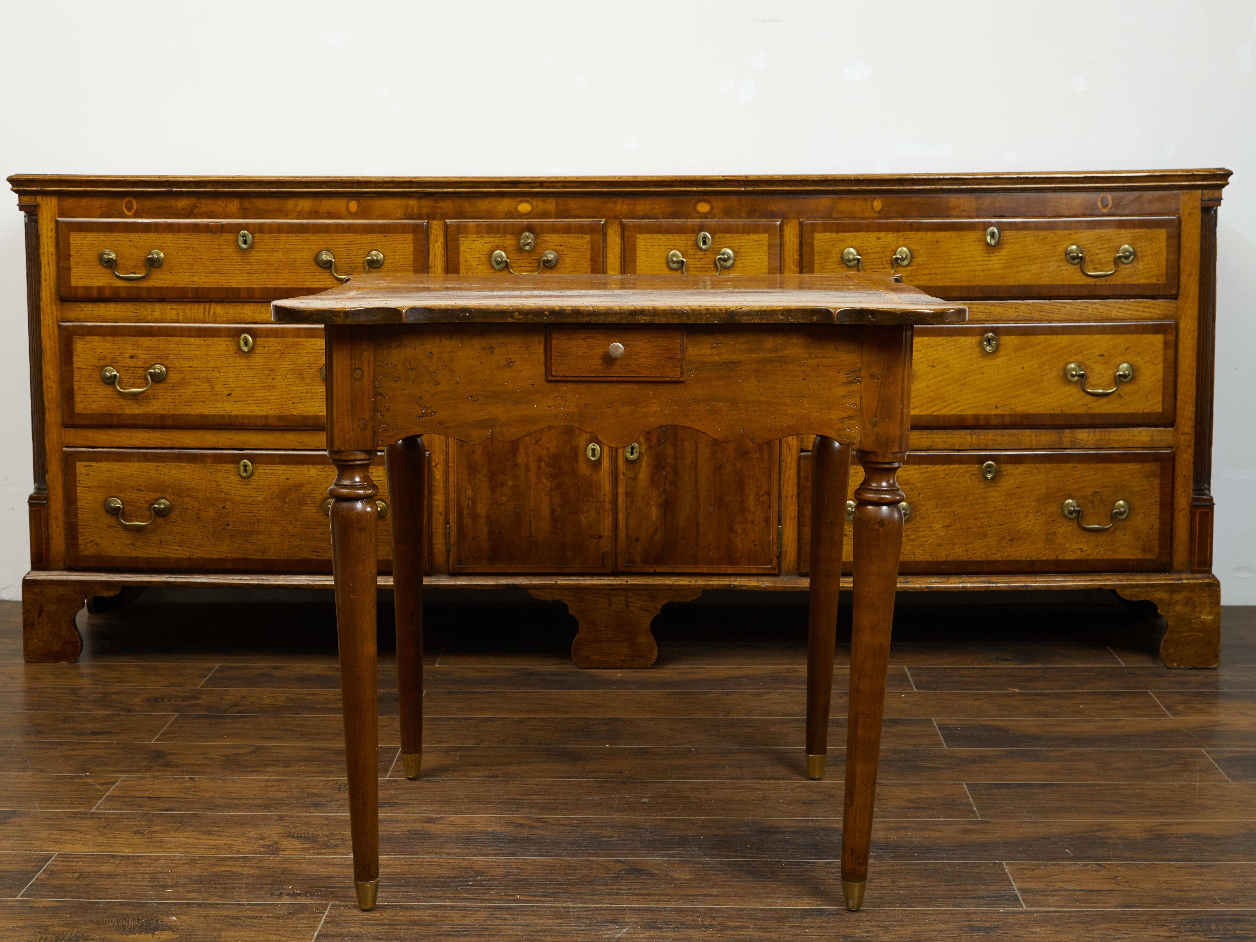 French 1800s Walnut Table with Banding, Four Petite Drawers and Carved Apron For Sale 6