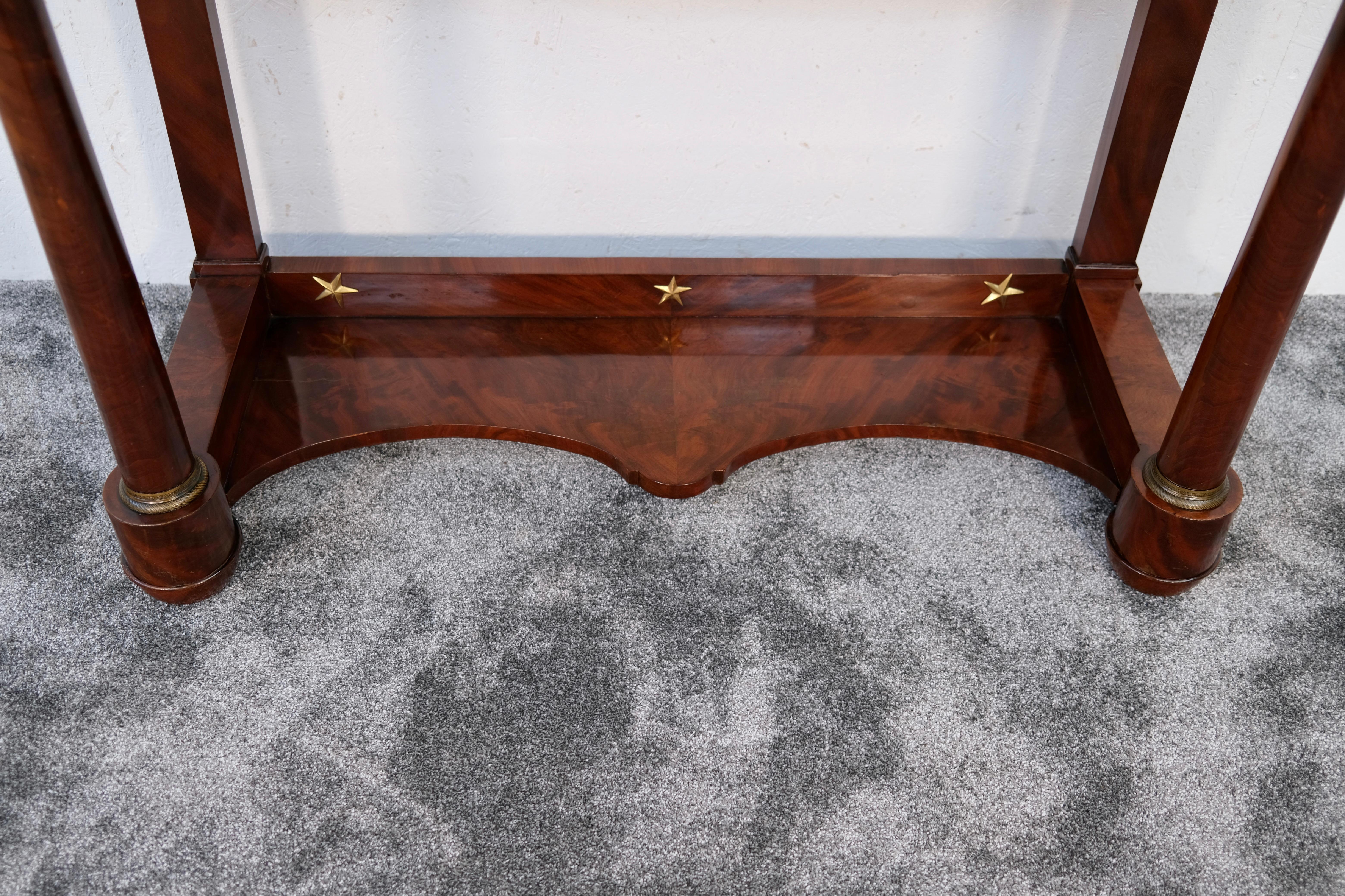 French 1810s Empire Console Table in Mahogany with Marble Top For Sale 3