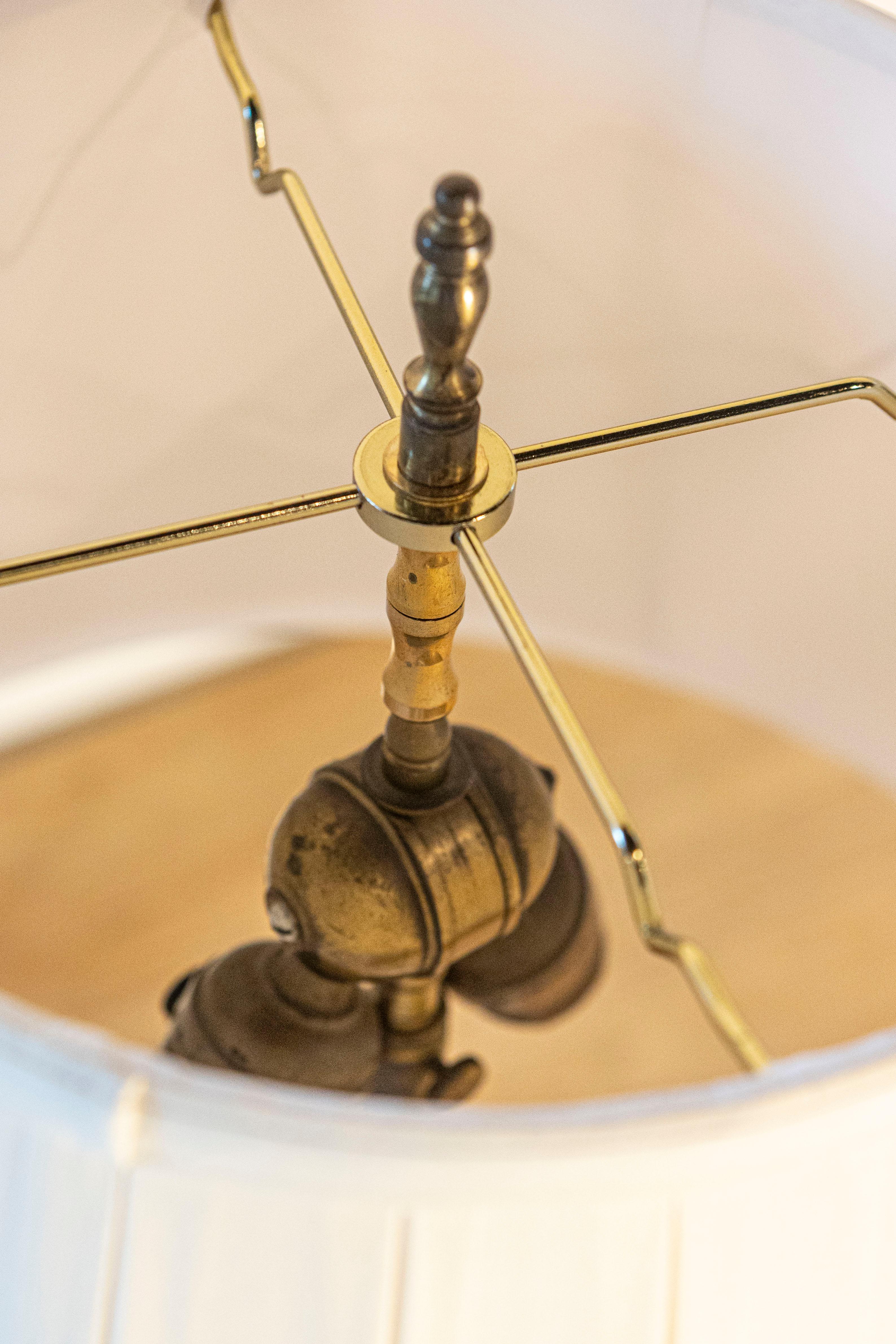 French 1820s Porcelain Oil Lamp Transformed into a Table Lamp Wired for the US 6