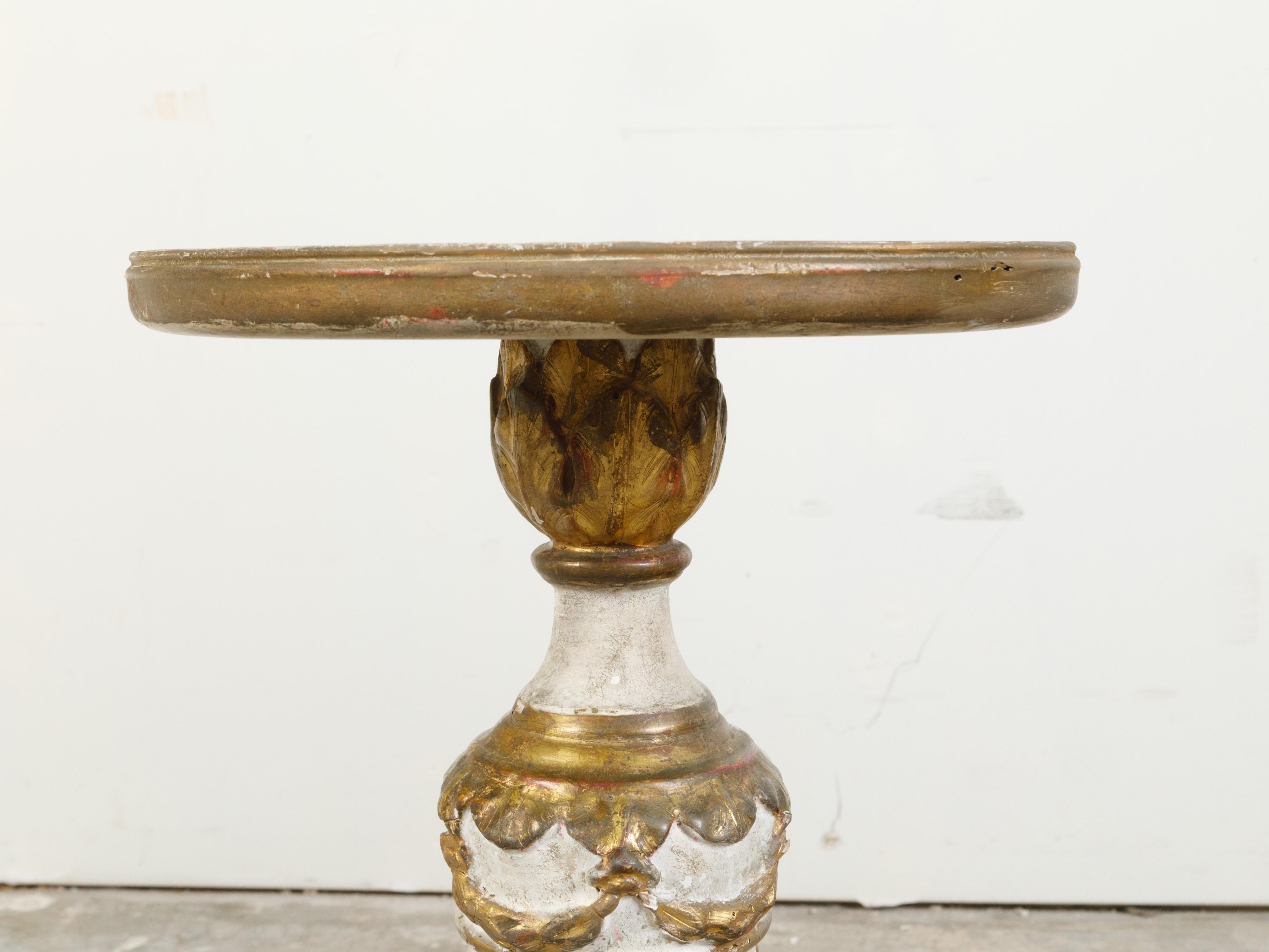 French 1820s Restauration Period Painted and Parcel Gilt Guéridon Table For Sale 6