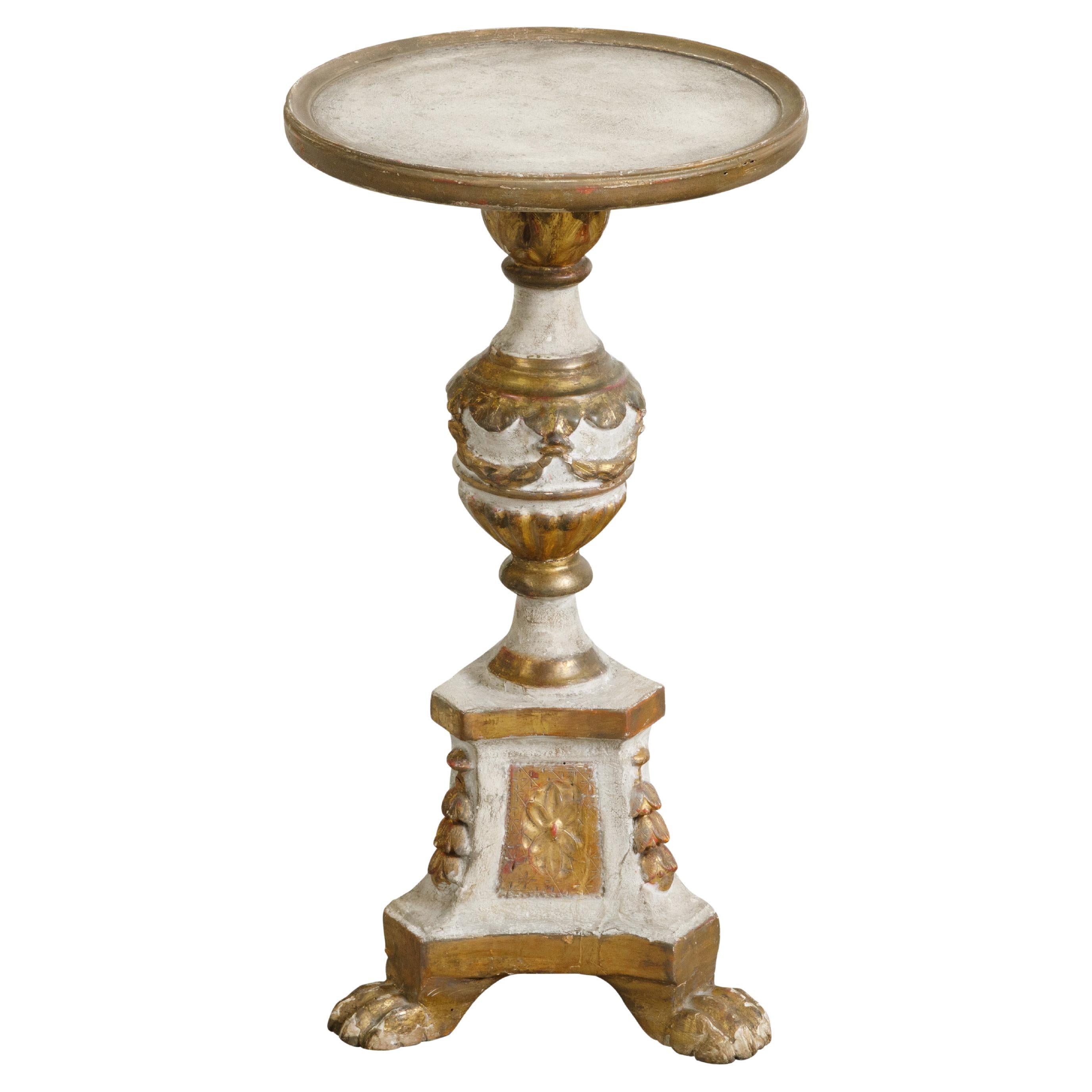 French 1820s Restauration Period Painted and Parcel Gilt Guéridon Table For Sale