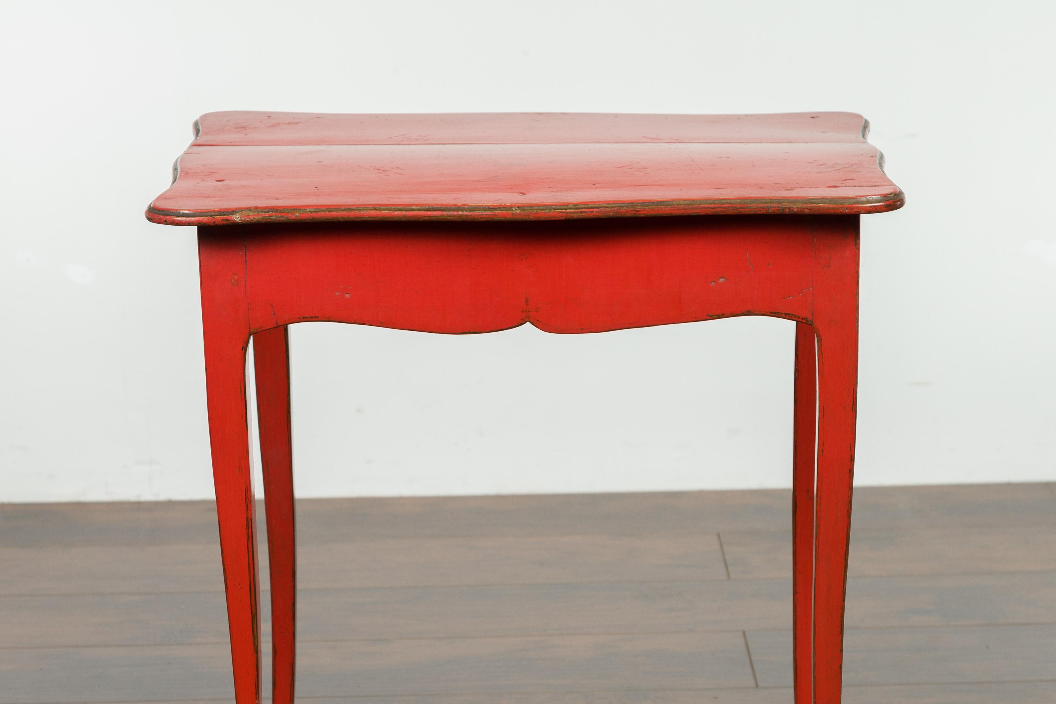 French 1820s Restauration Period Red Side Table with Serpentine Top and Drawer For Sale 9
