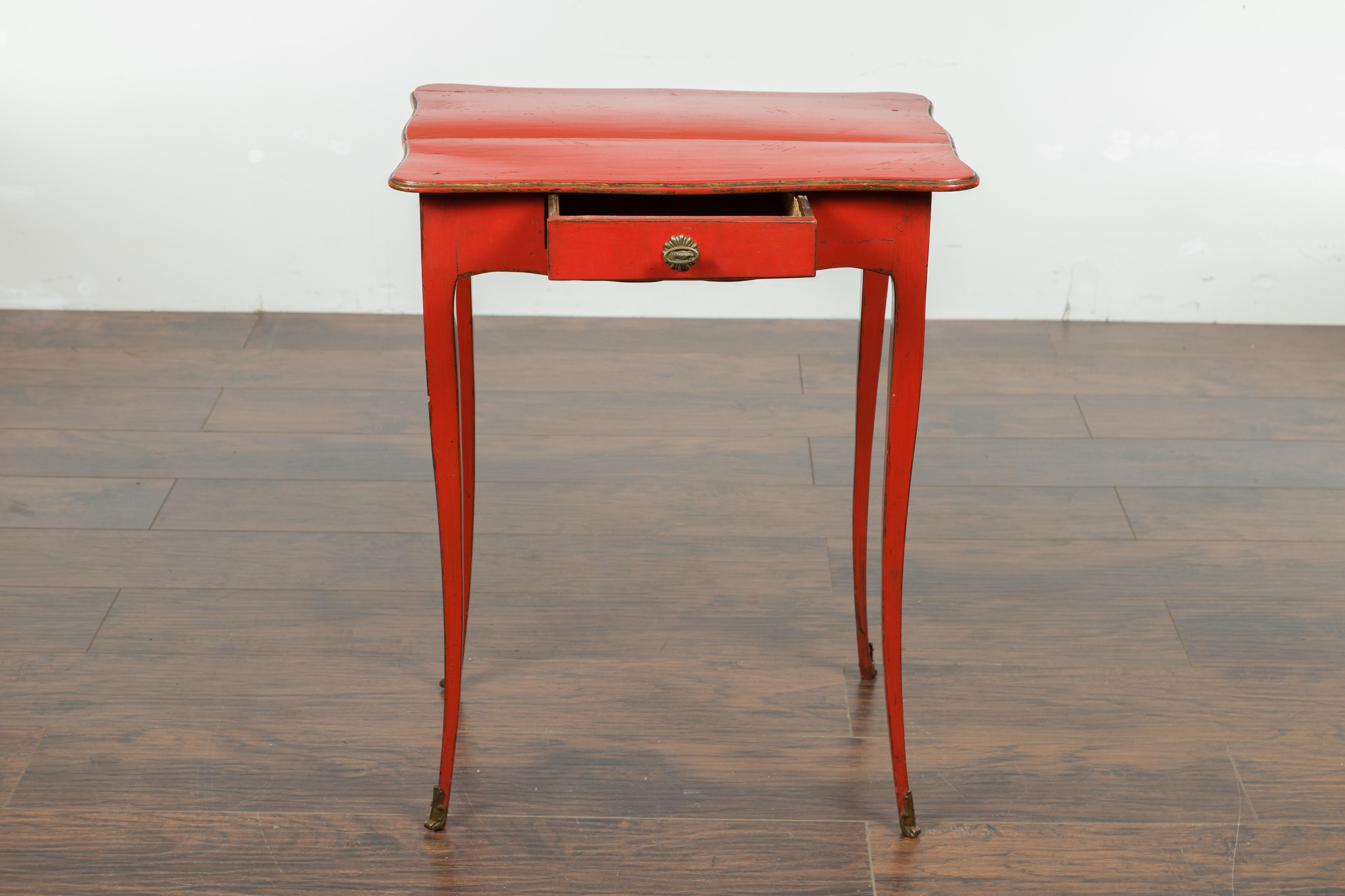 French 1820s Restauration Period Red Side Table with Serpentine Top and Drawer For Sale 13