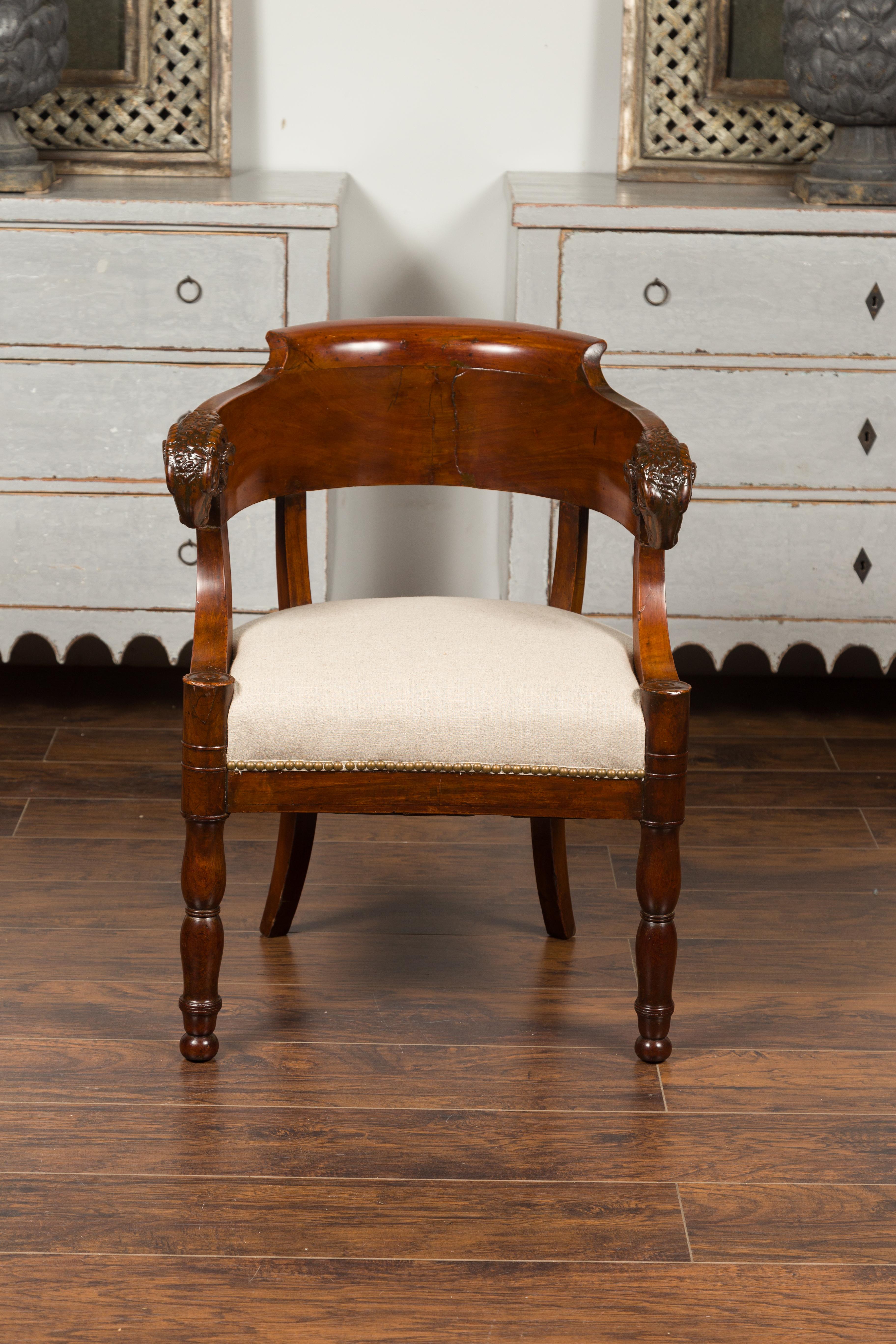 French 1830s Restauration Period Mahogany Armchair with Carved Rams' Heads In Good Condition For Sale In Atlanta, GA