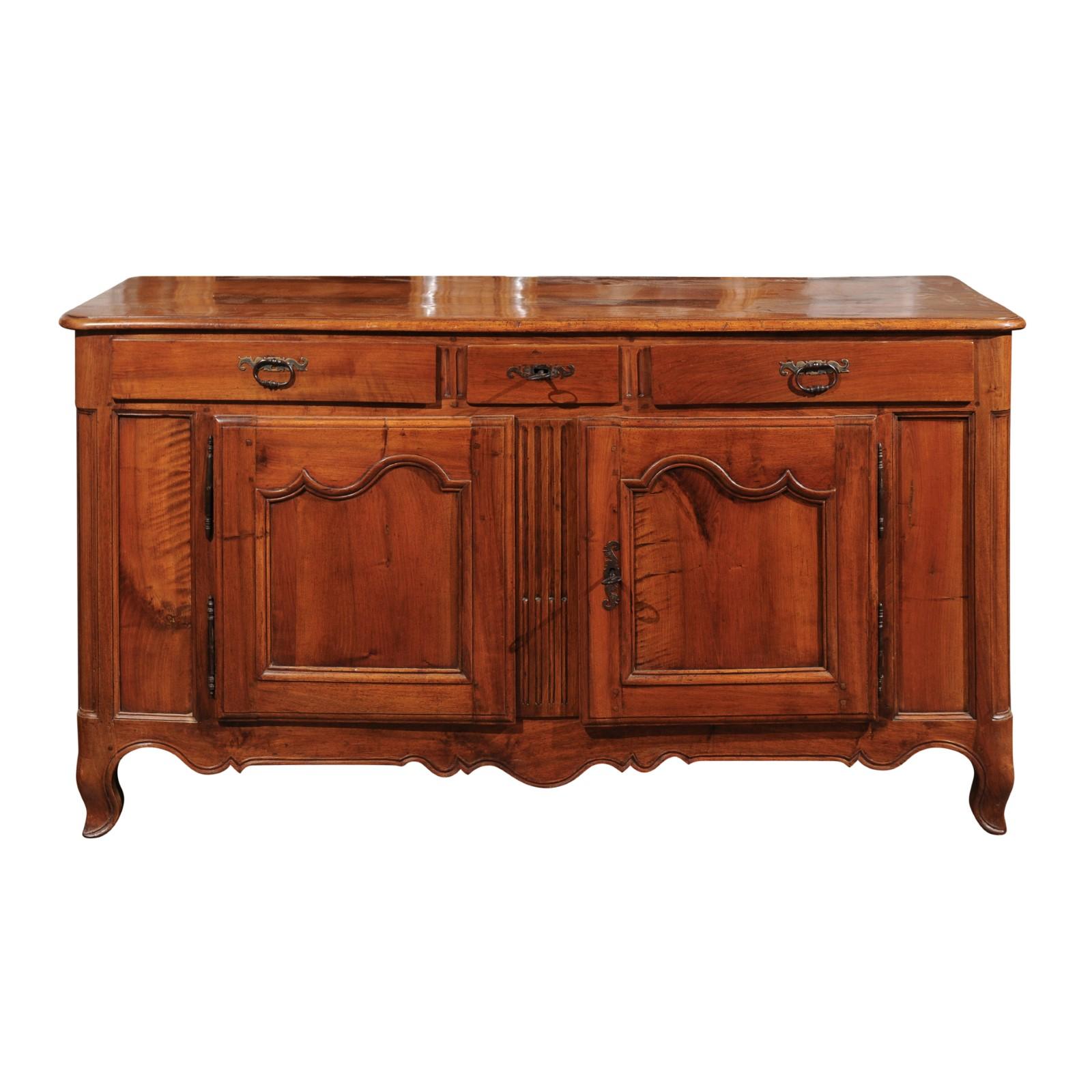 French 1840s Louis XV Style Walnut Double-Sided Buffet with Drawers and Doors