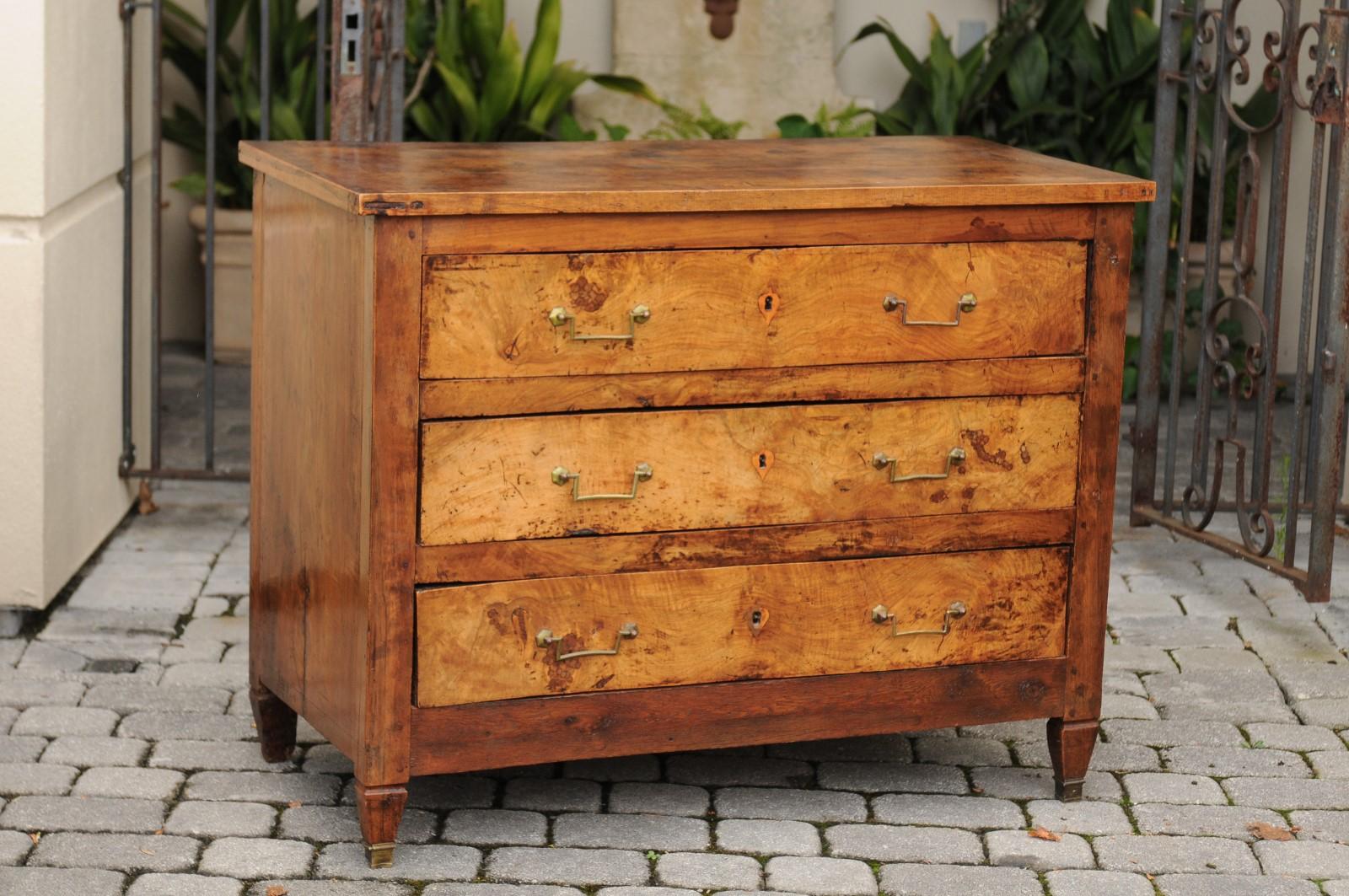 French 1840s Neoclassical Style Burl Elm Three-Drawer Commode with Tapered Feet 2