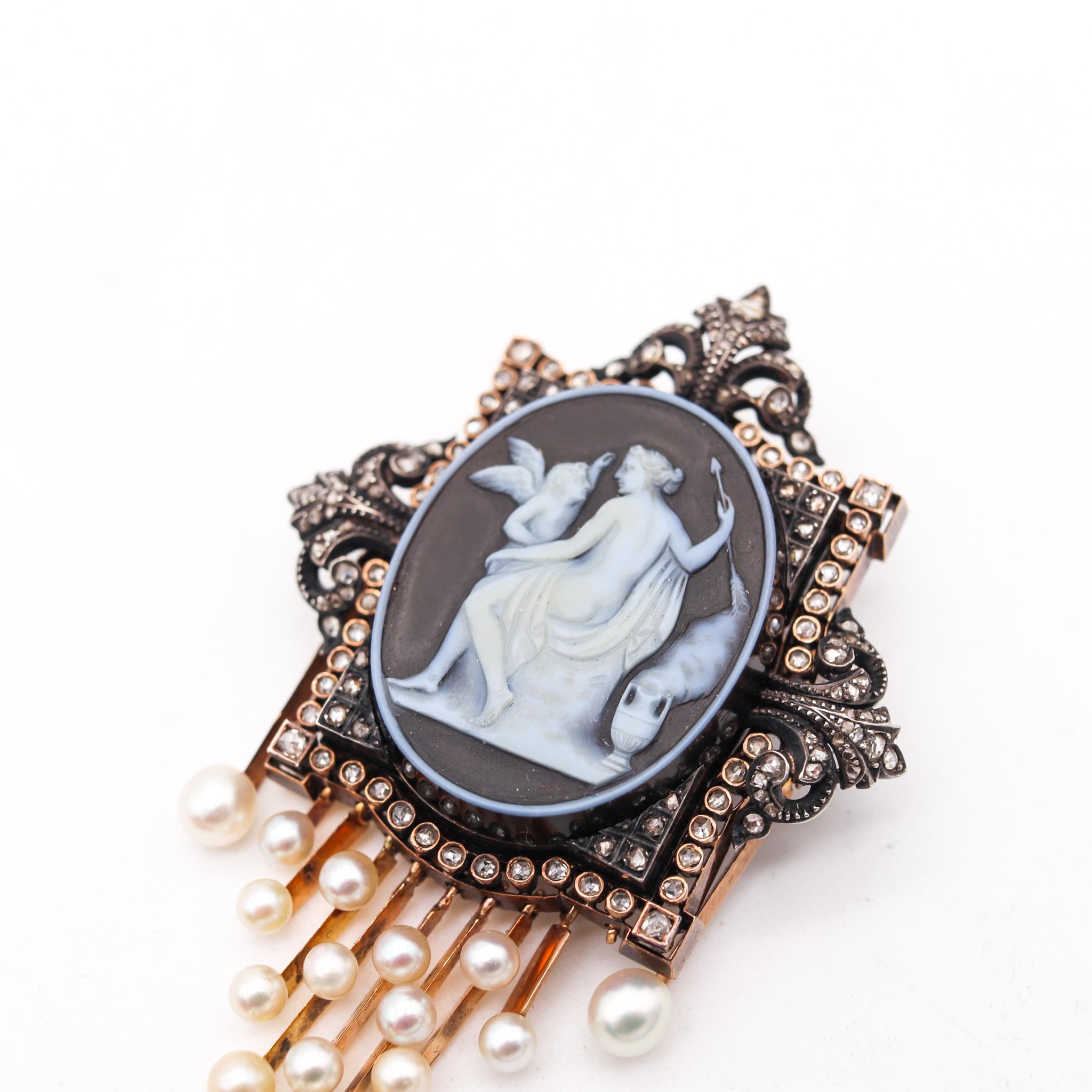 Broche pendentif en agate néoclassique française de 1850 en or 18 carats avec diamants et perles Excellent état à Miami, FL
