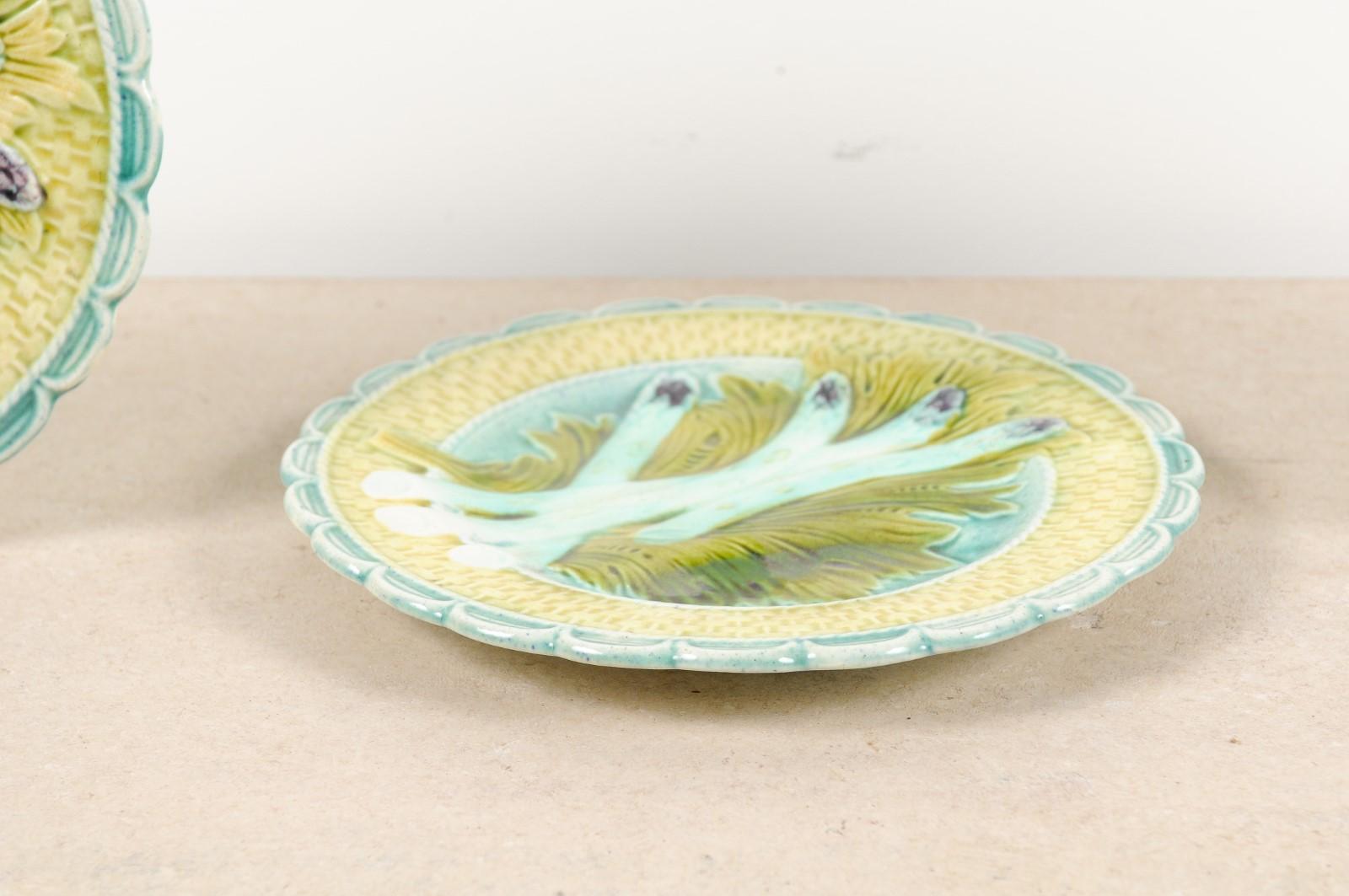 French 1850s Majolica Asparagus Plate with Scalloped Edge, Three Available For Sale 1