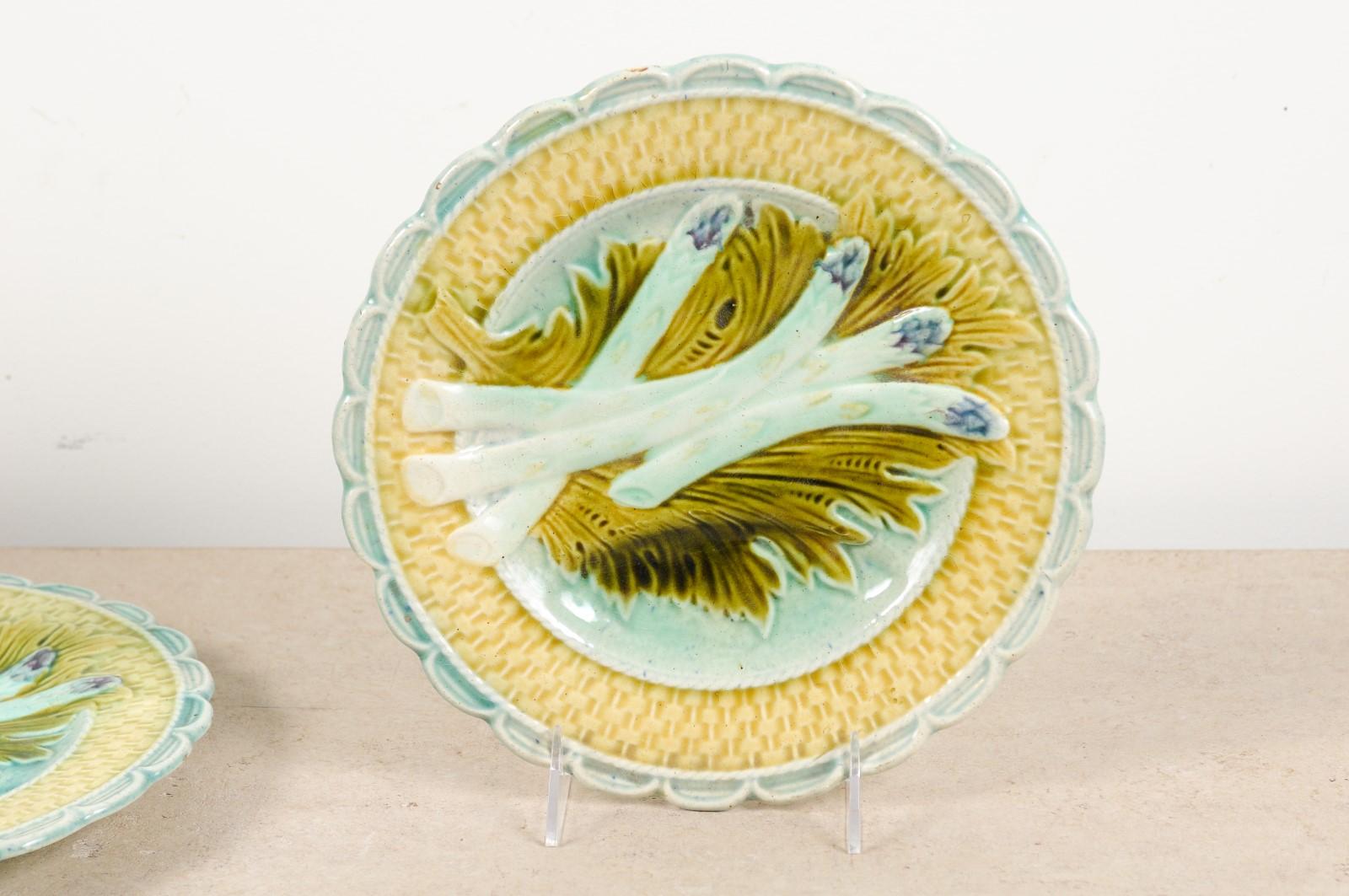 French 1850s Majolica Asparagus Plate with Scalloped Edge, Three Available For Sale 2